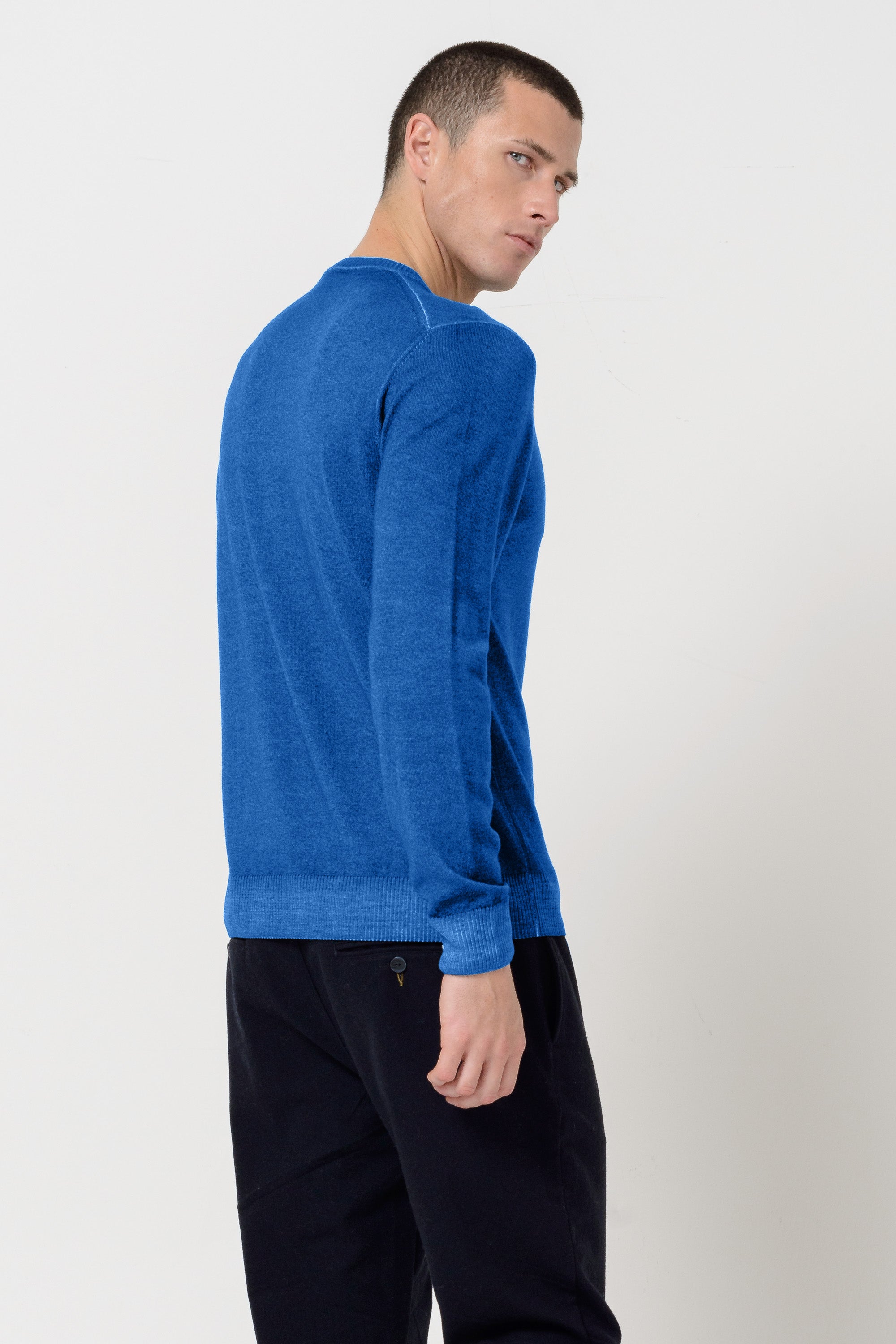 Gills Extra Fine Merino Crewneck Sweater - Lake