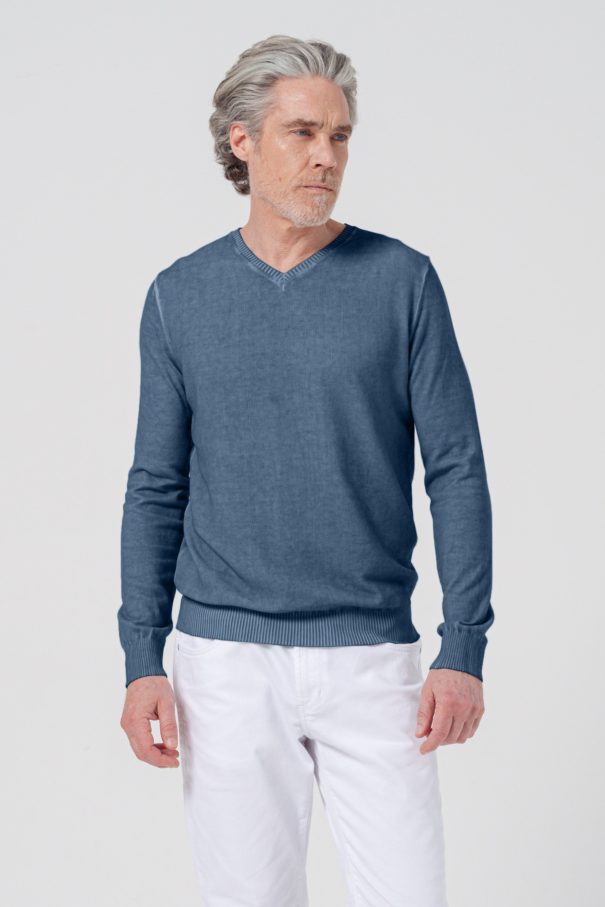 Micro Waffle V-Neck Knit - Jeans