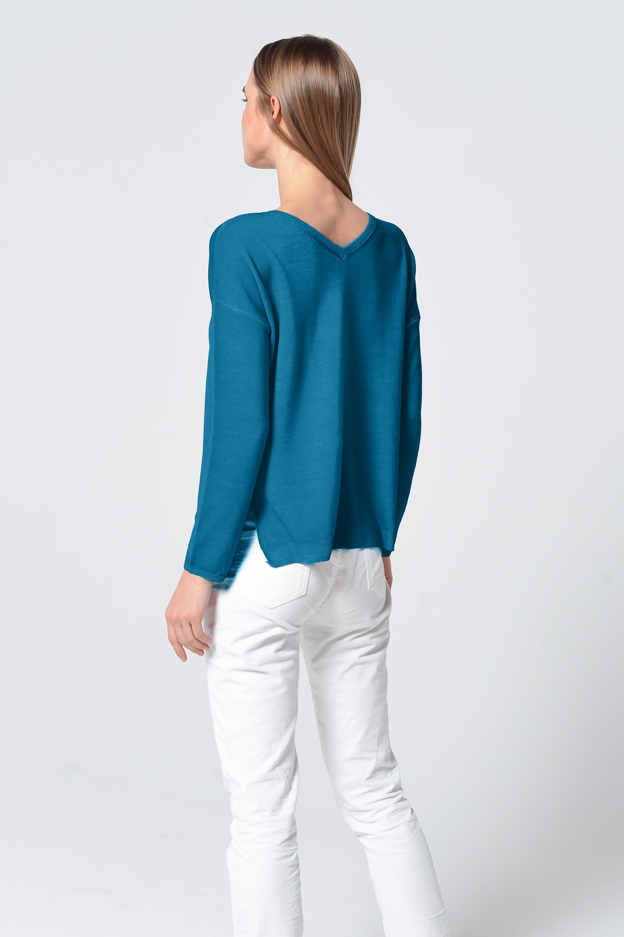 Echt Double V-Neck Sweater - Hurricane