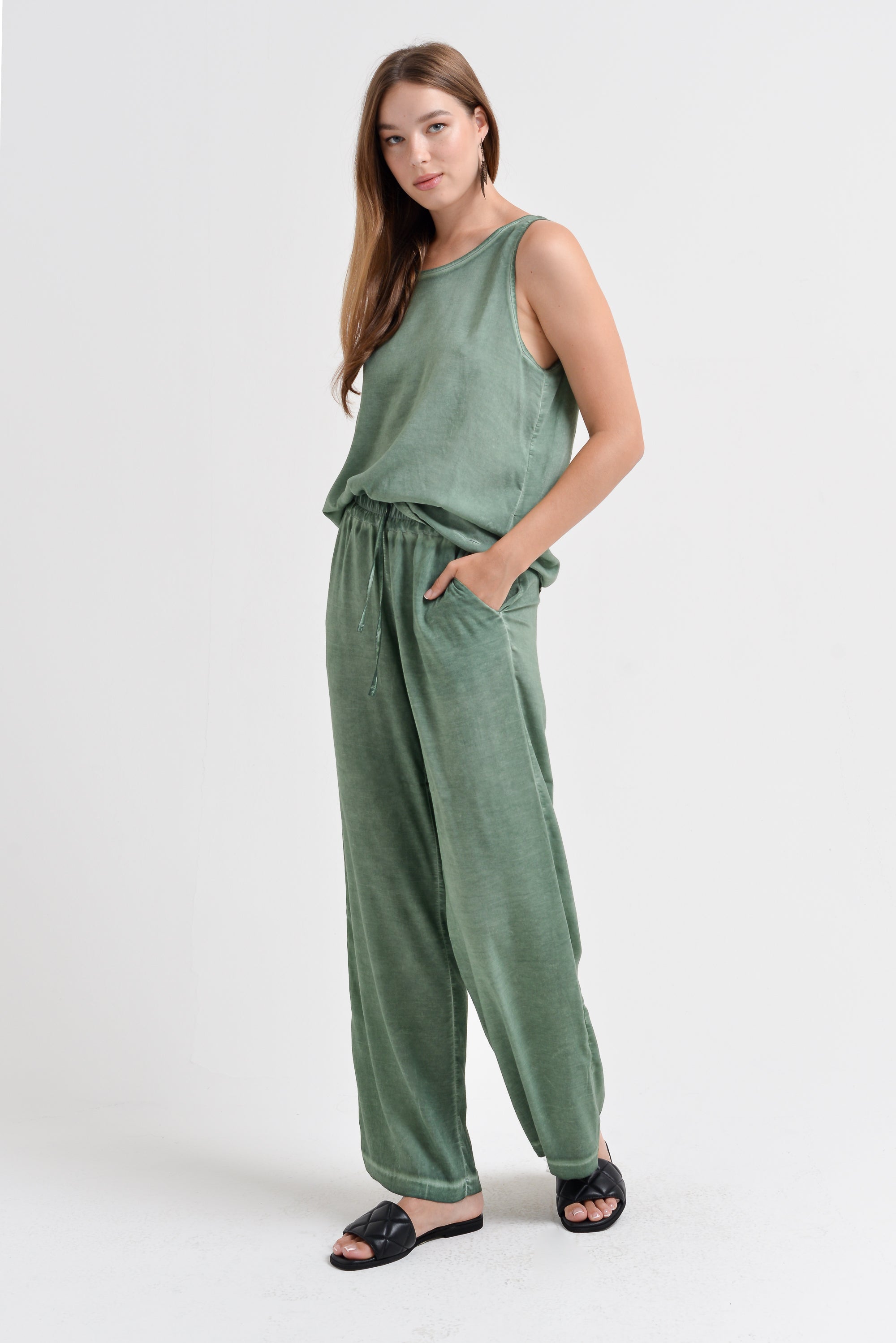 Billow Viscose Slacks - Juniper