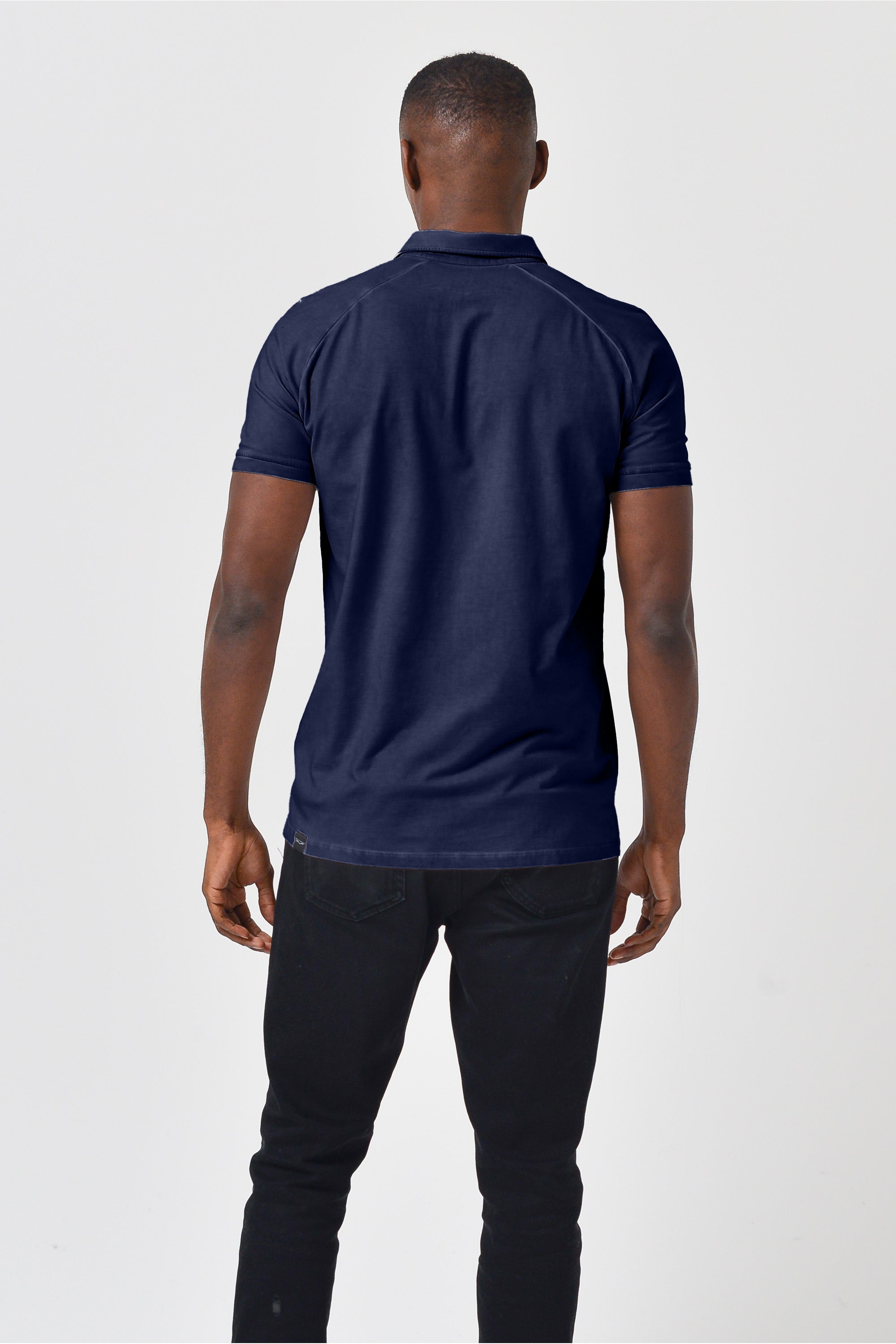 Performance Polo in Navy