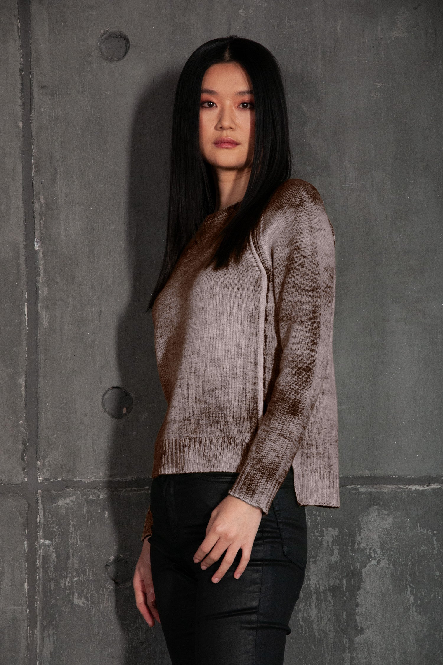 Soy Rock Art Sweater - Pumige