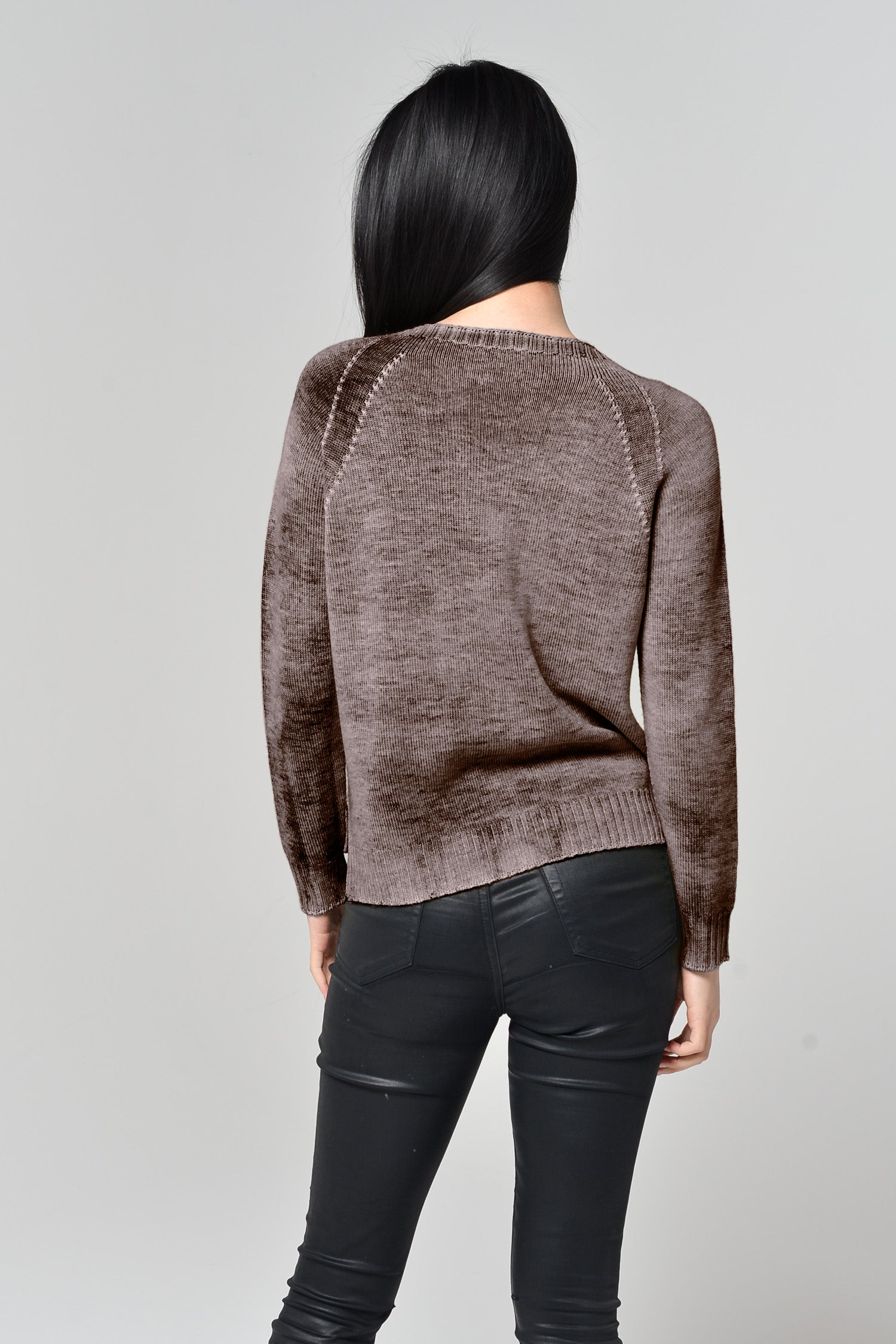 Soy Rock Art Sweater - Pumige