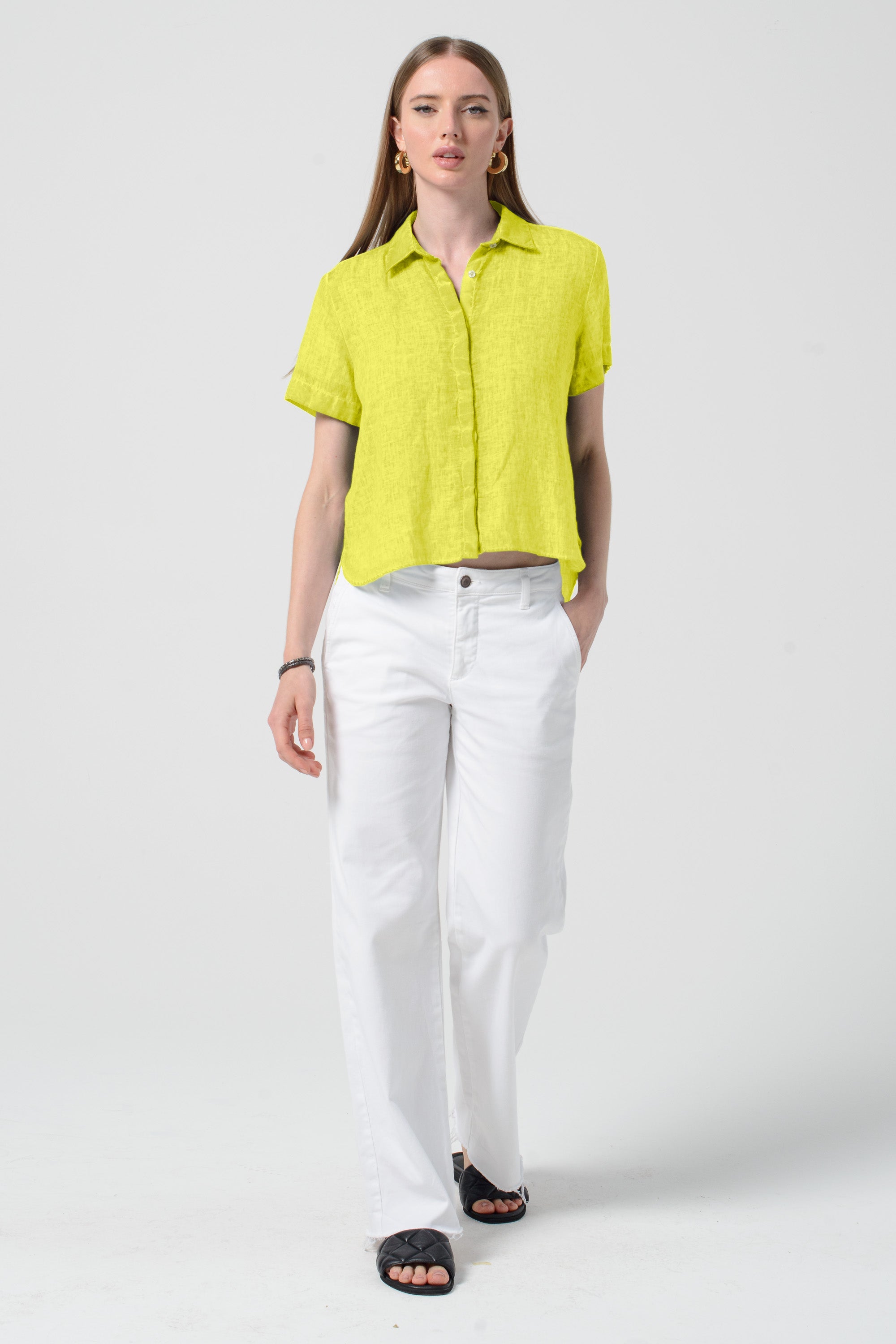 Sunray - Women's Cropped Shirt in Linen - Lime