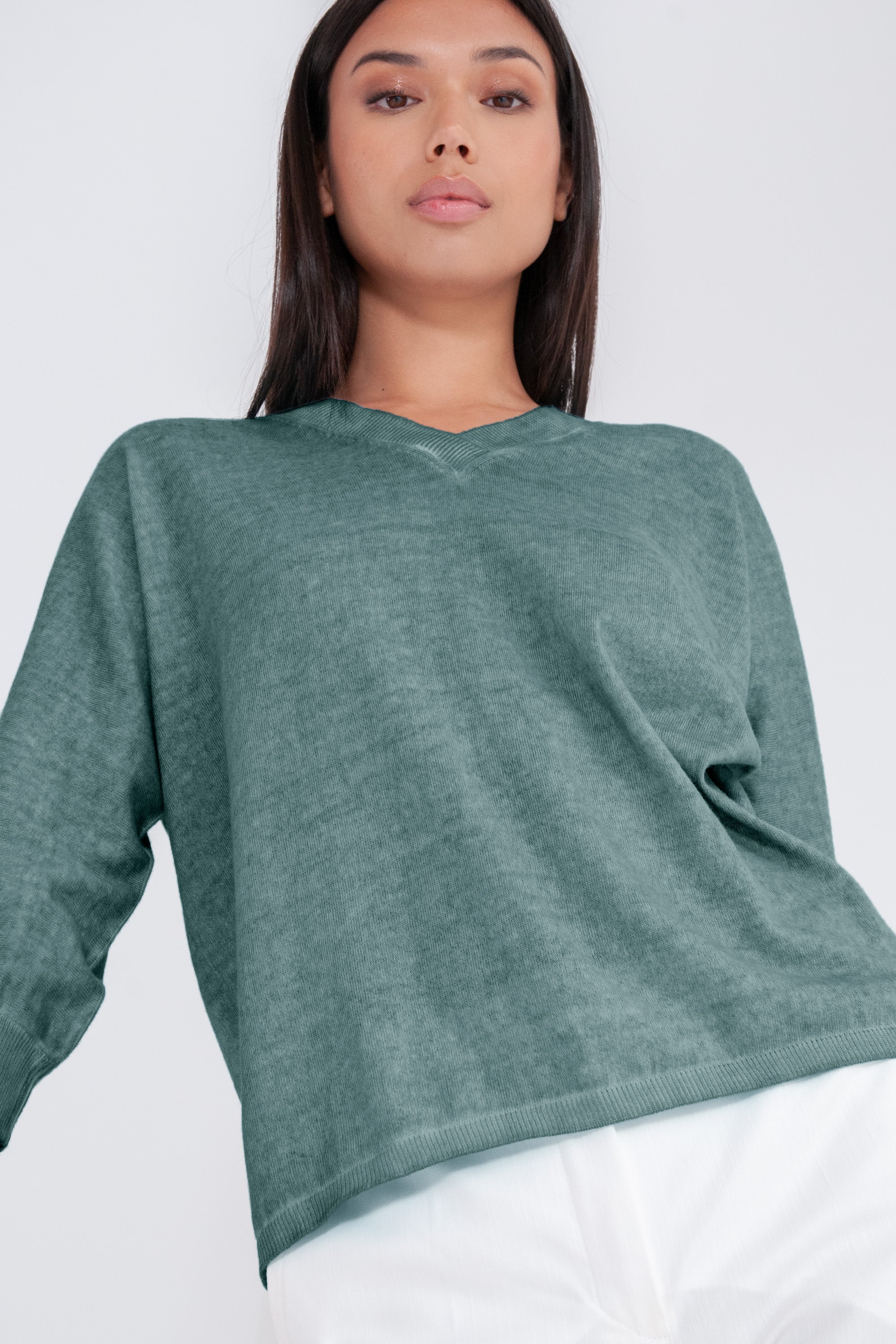 Anna V-Neck - Marlin