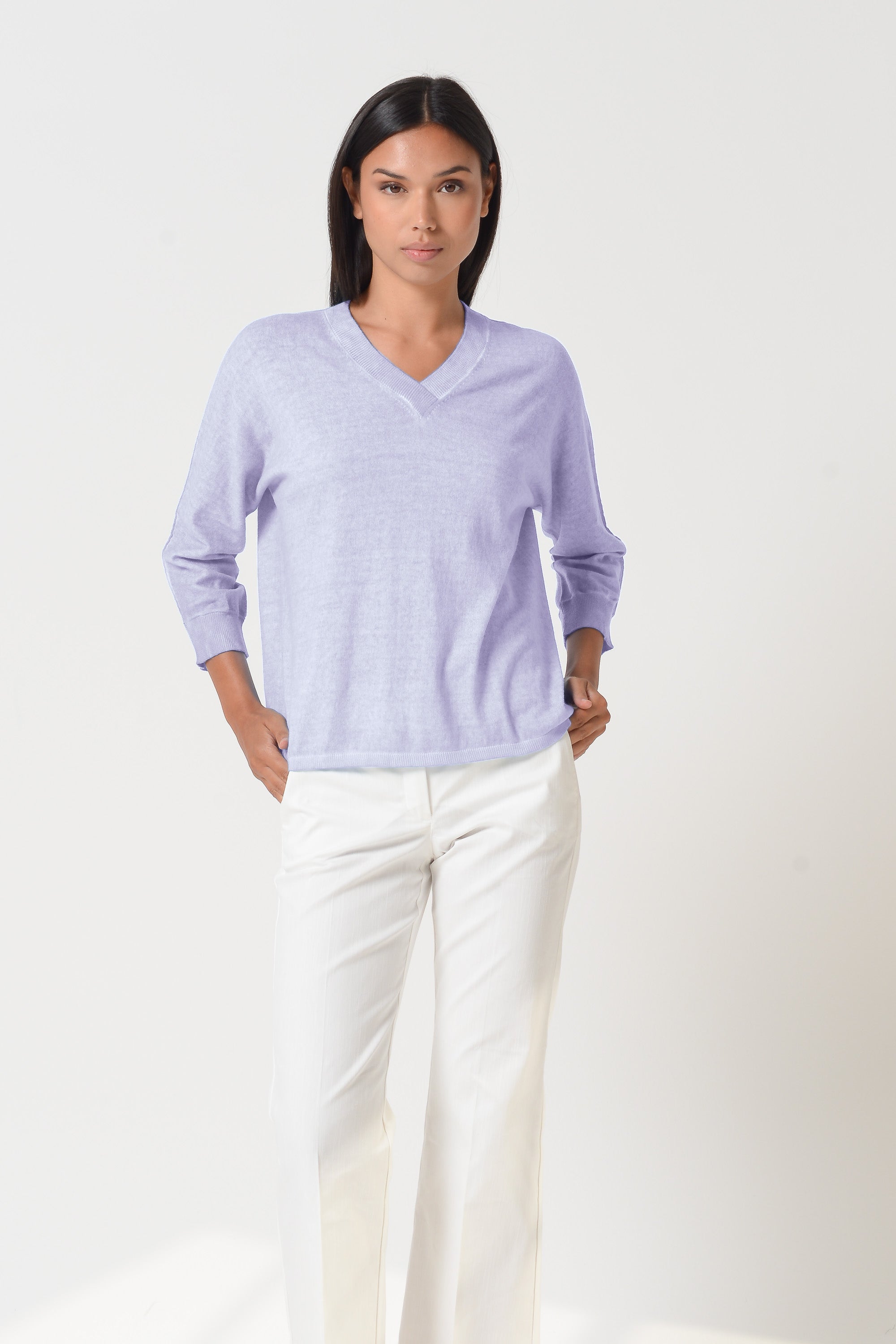 Anna V-Neck - Lilac