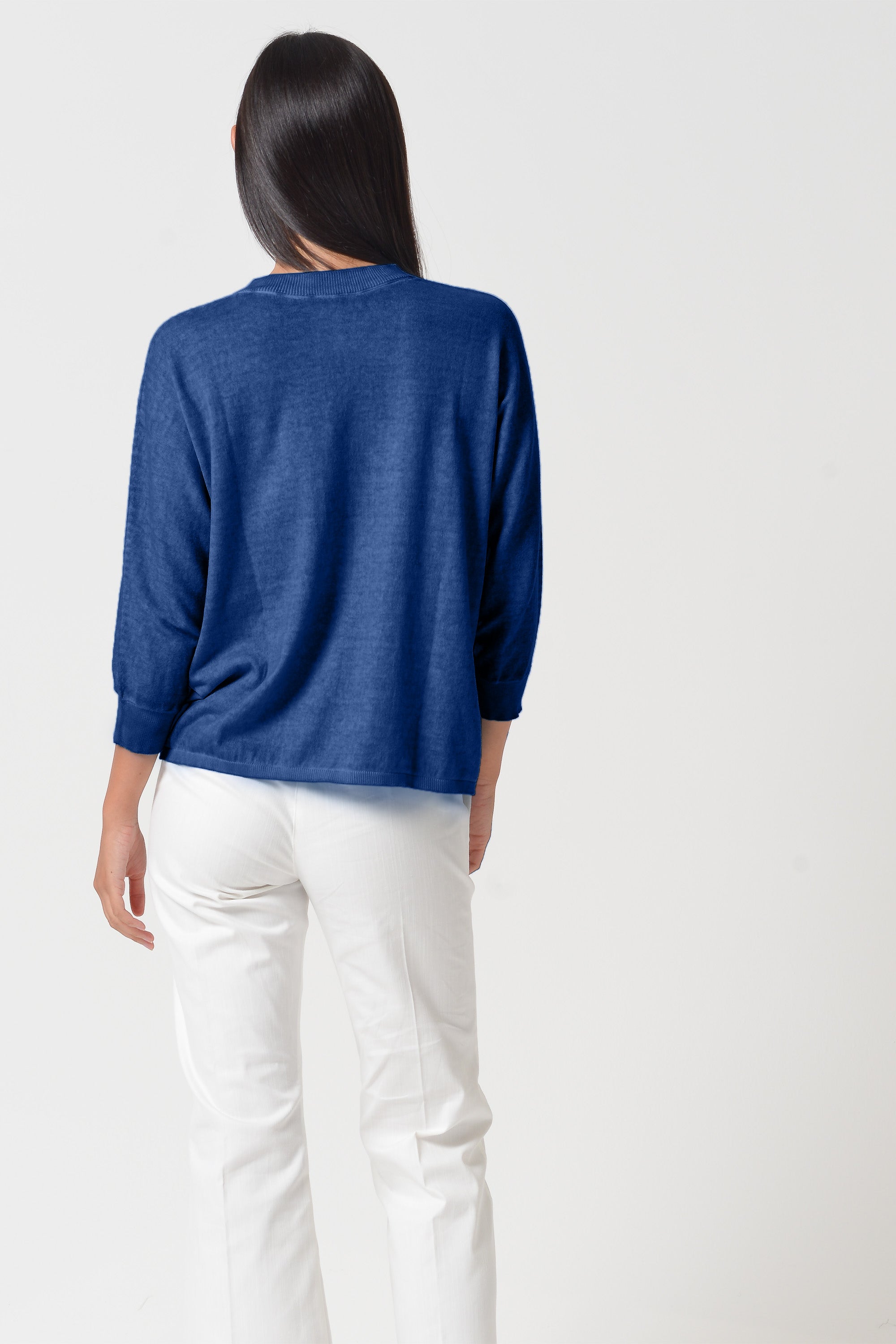 Anna V-Neck - Pacific