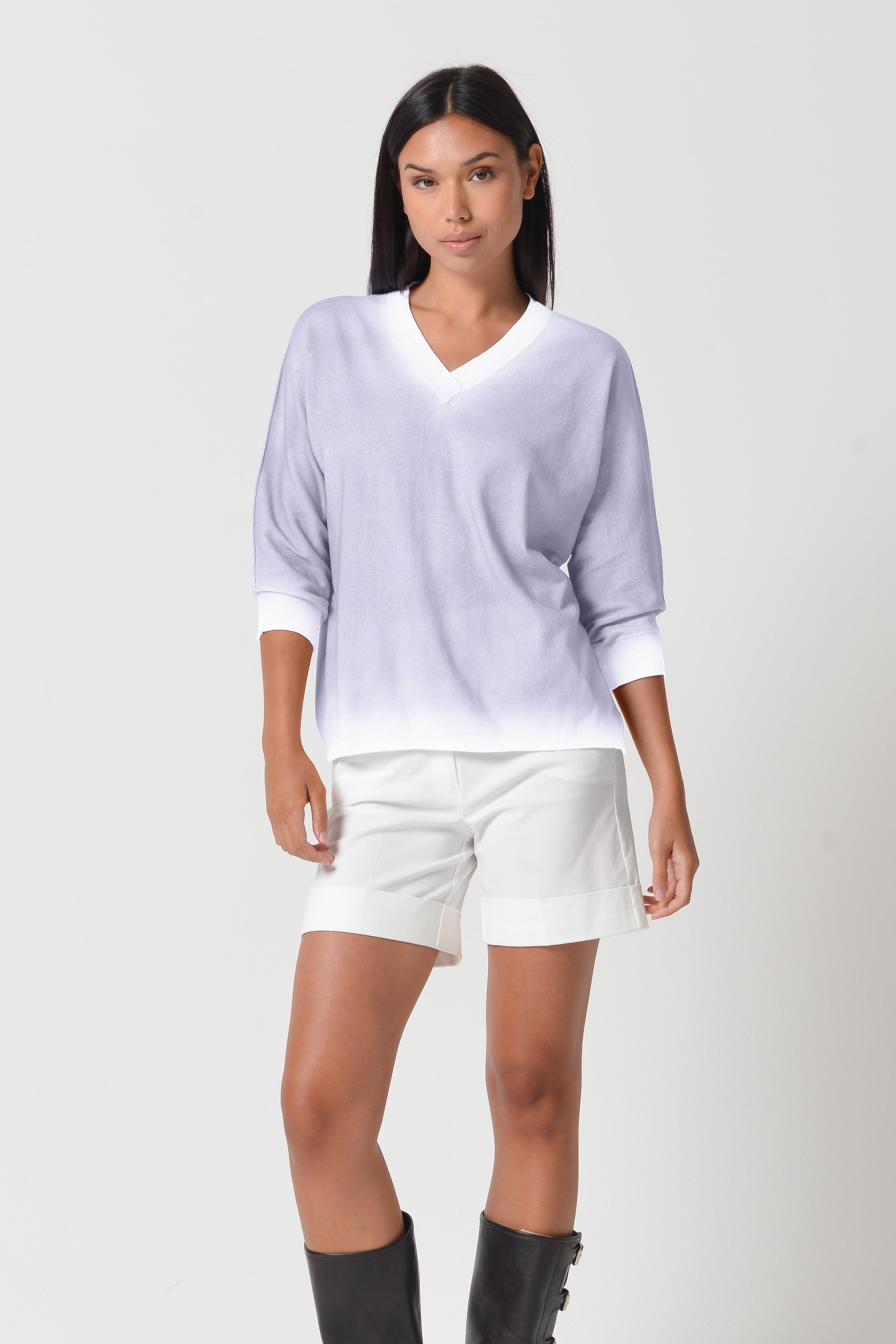 Anna V-Neck Spray Art - Lilac