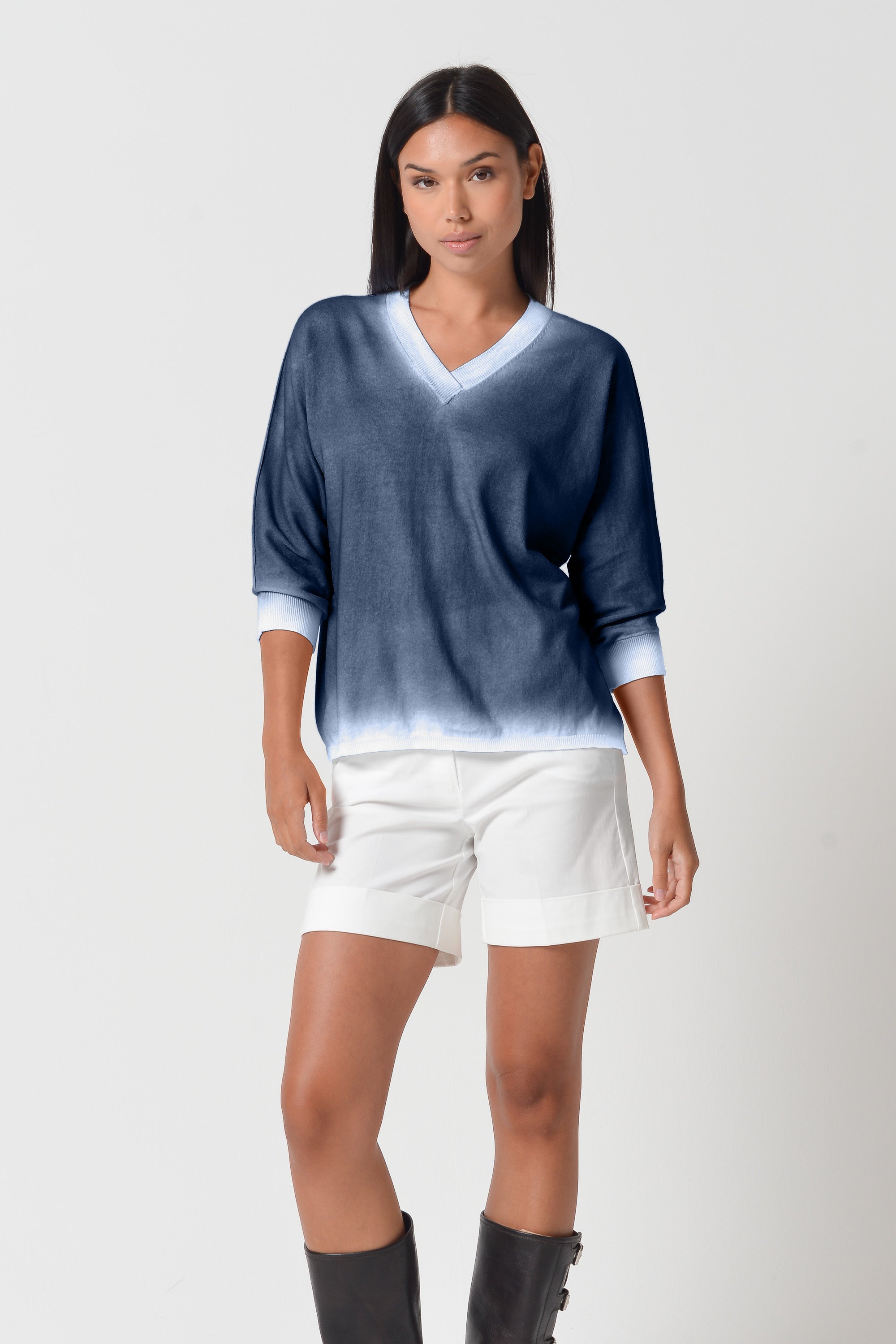 Anna V-Neck Spray Art - Whale