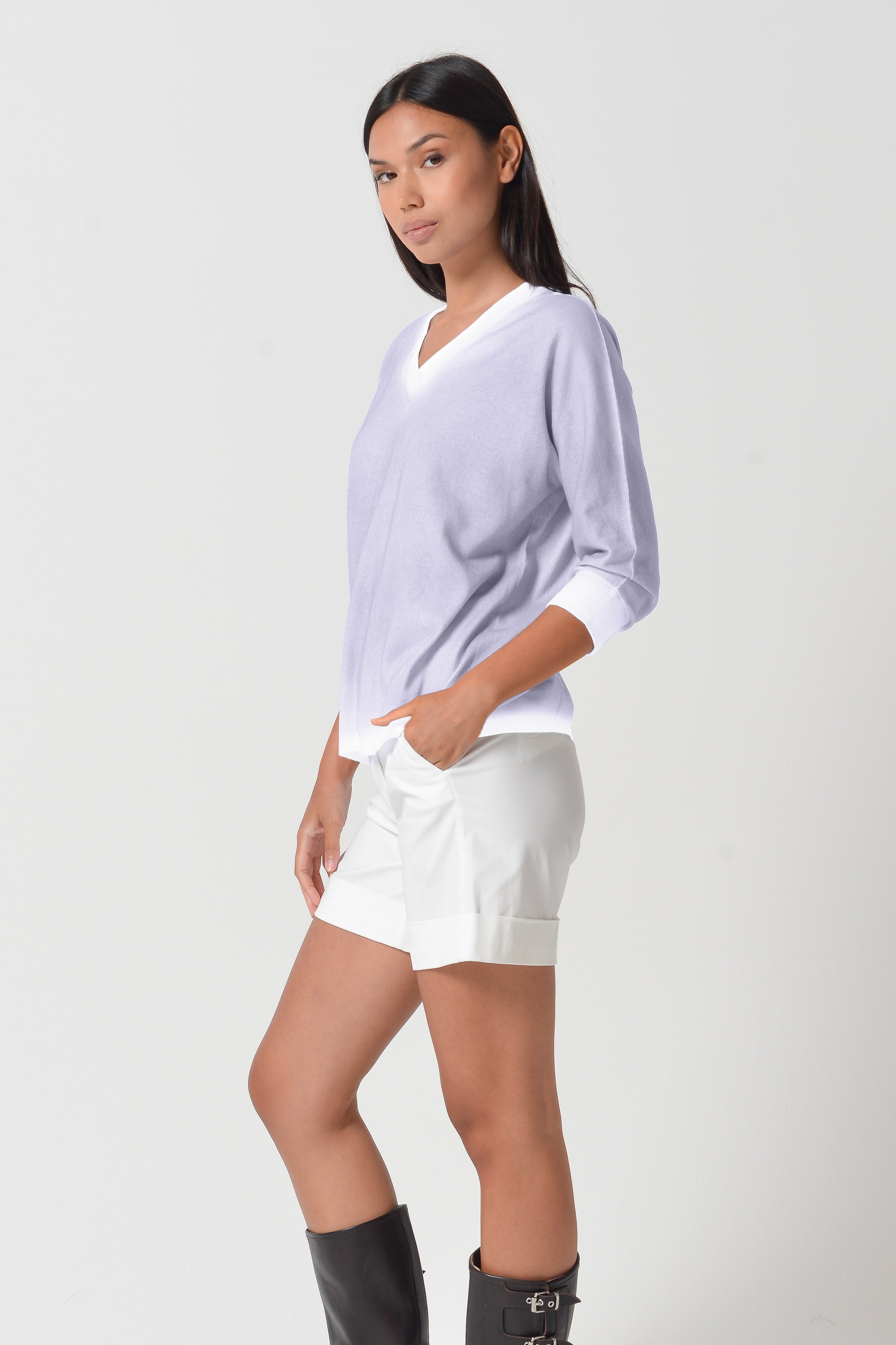 Anna V-Neck Spray Art - Lilac