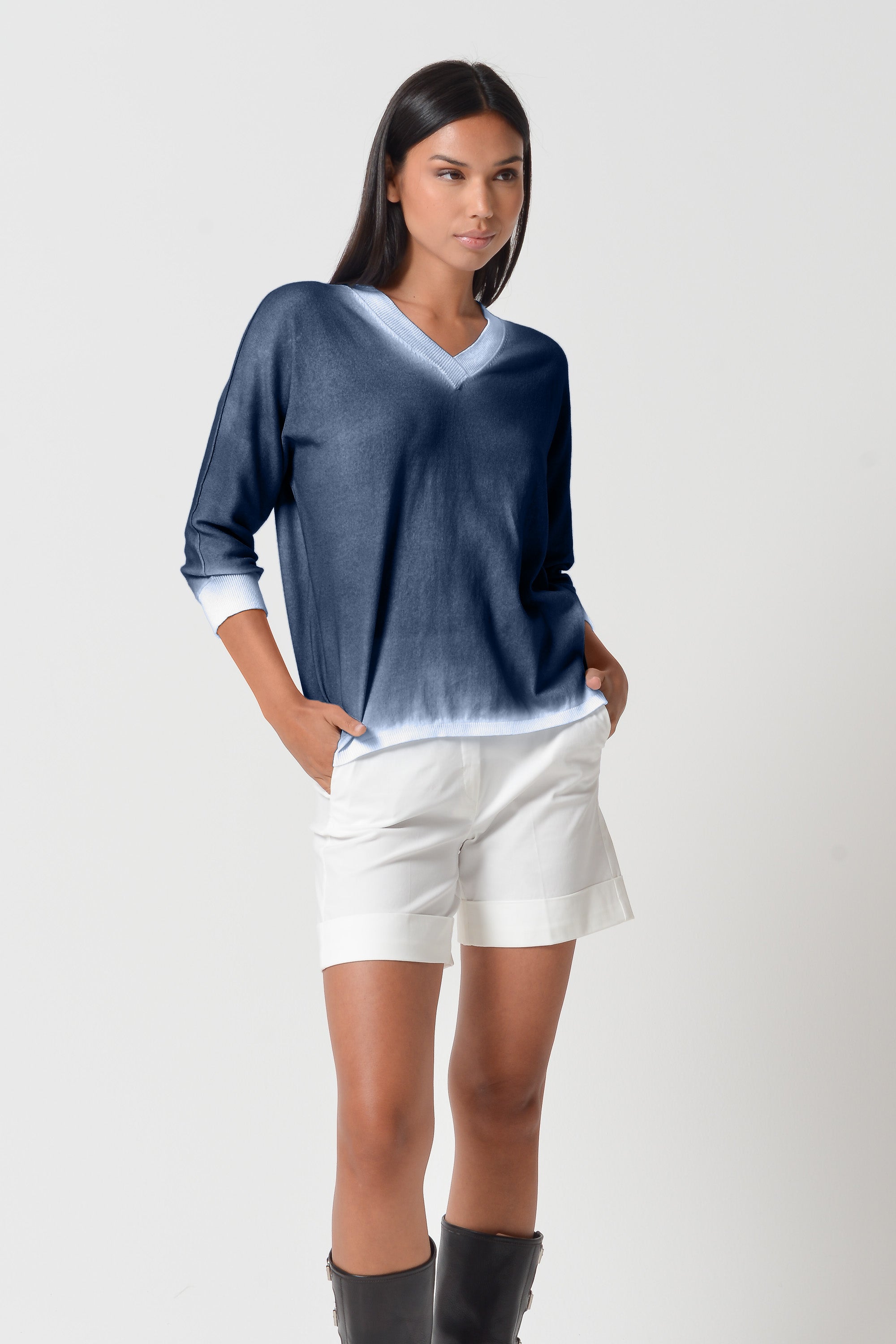 Anna V-Neck Spray Art - Whale