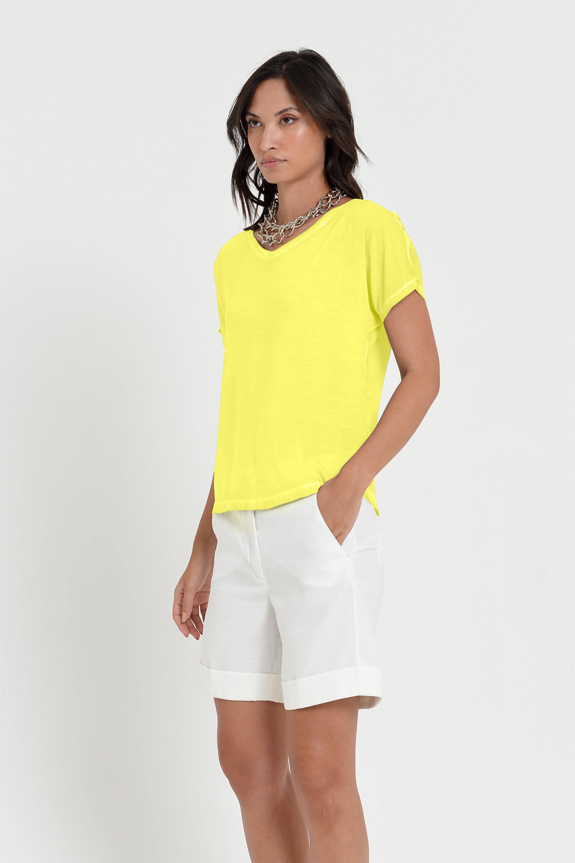 Vado T-Shirt - Women's Crewneck T-Shirt - Lime
