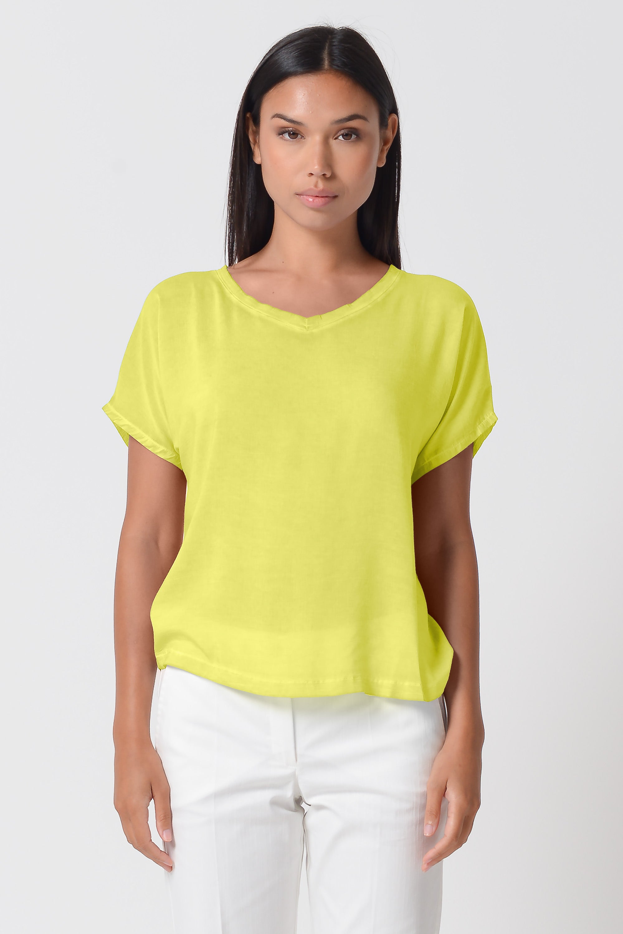 Vado T-Shirt - Women's Crewneck T-Shirt - Lime