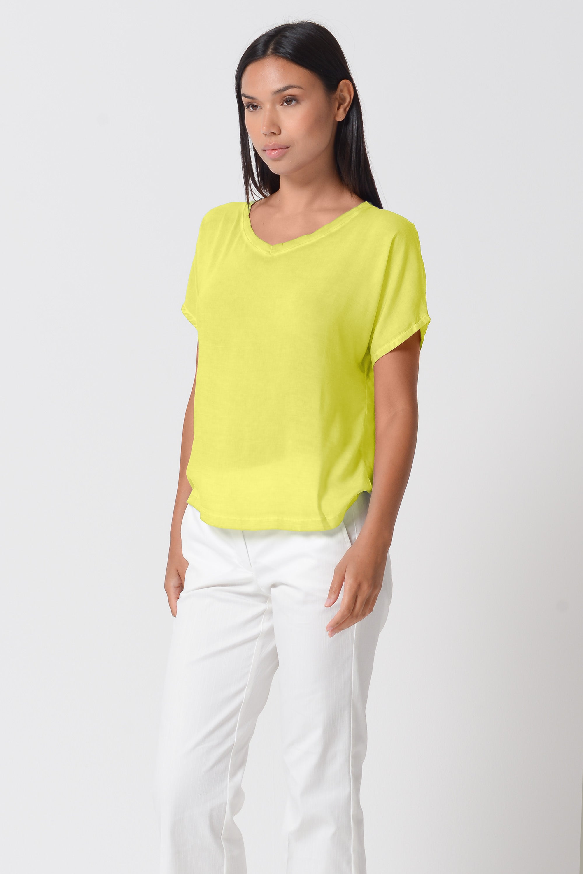 Vado T-Shirt - Women's Crewneck T-Shirt - Lime