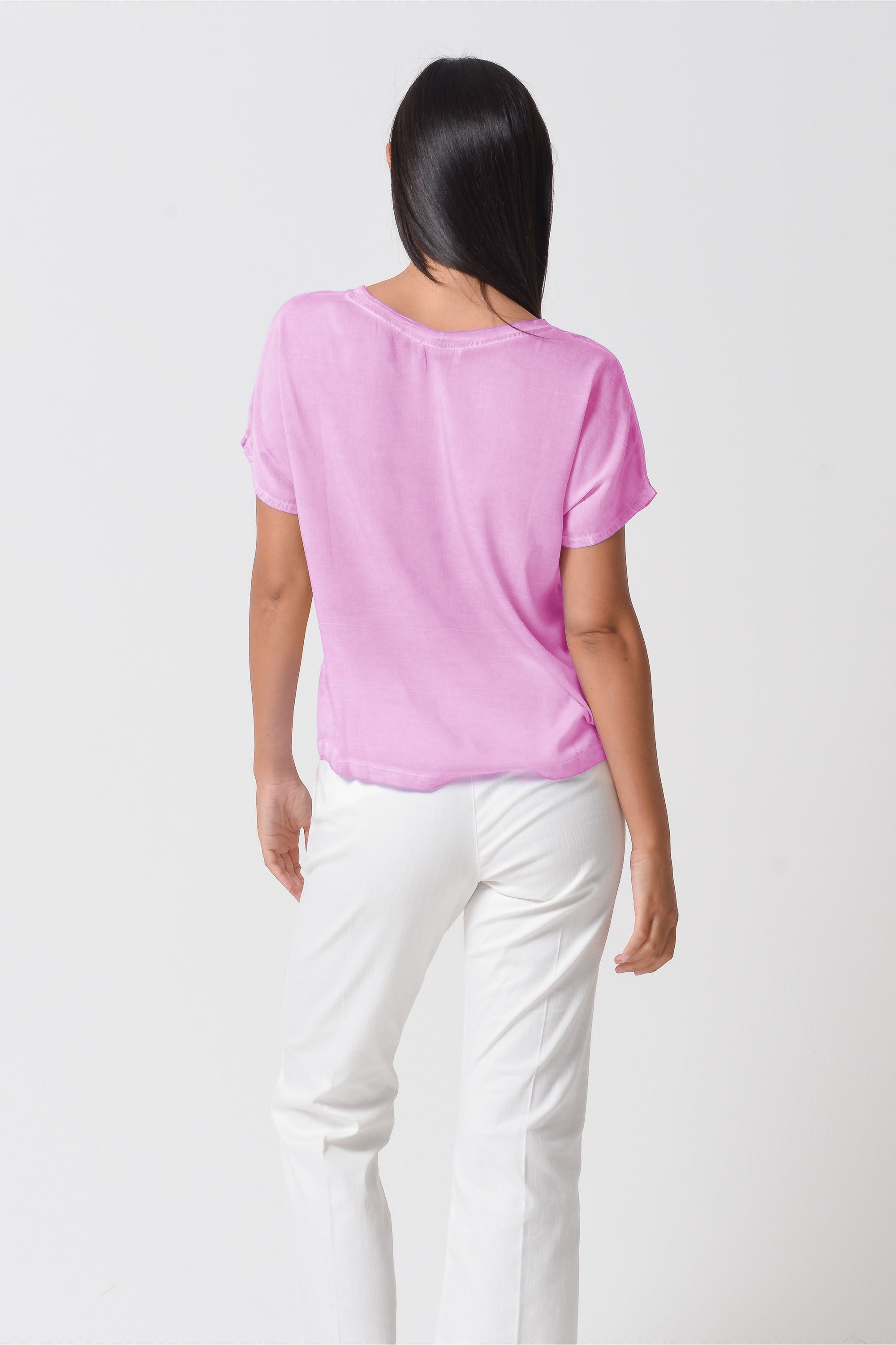 Vado T-Shirt - Women's Crewneck T-Shirt - Candy