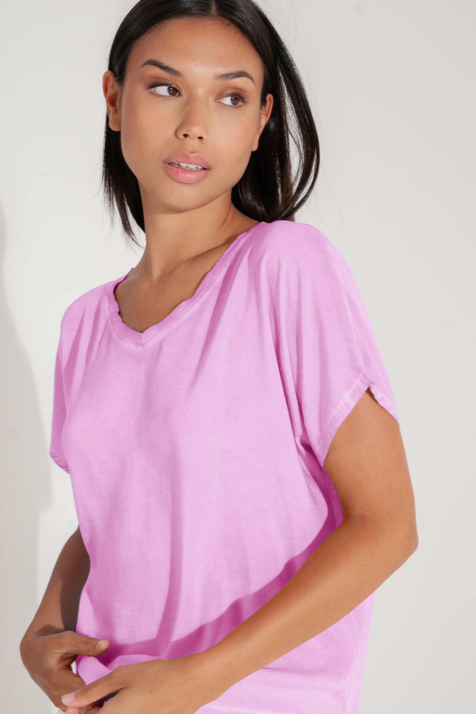 Vado T-Shirt - Women's Crewneck T-Shirt - Candy