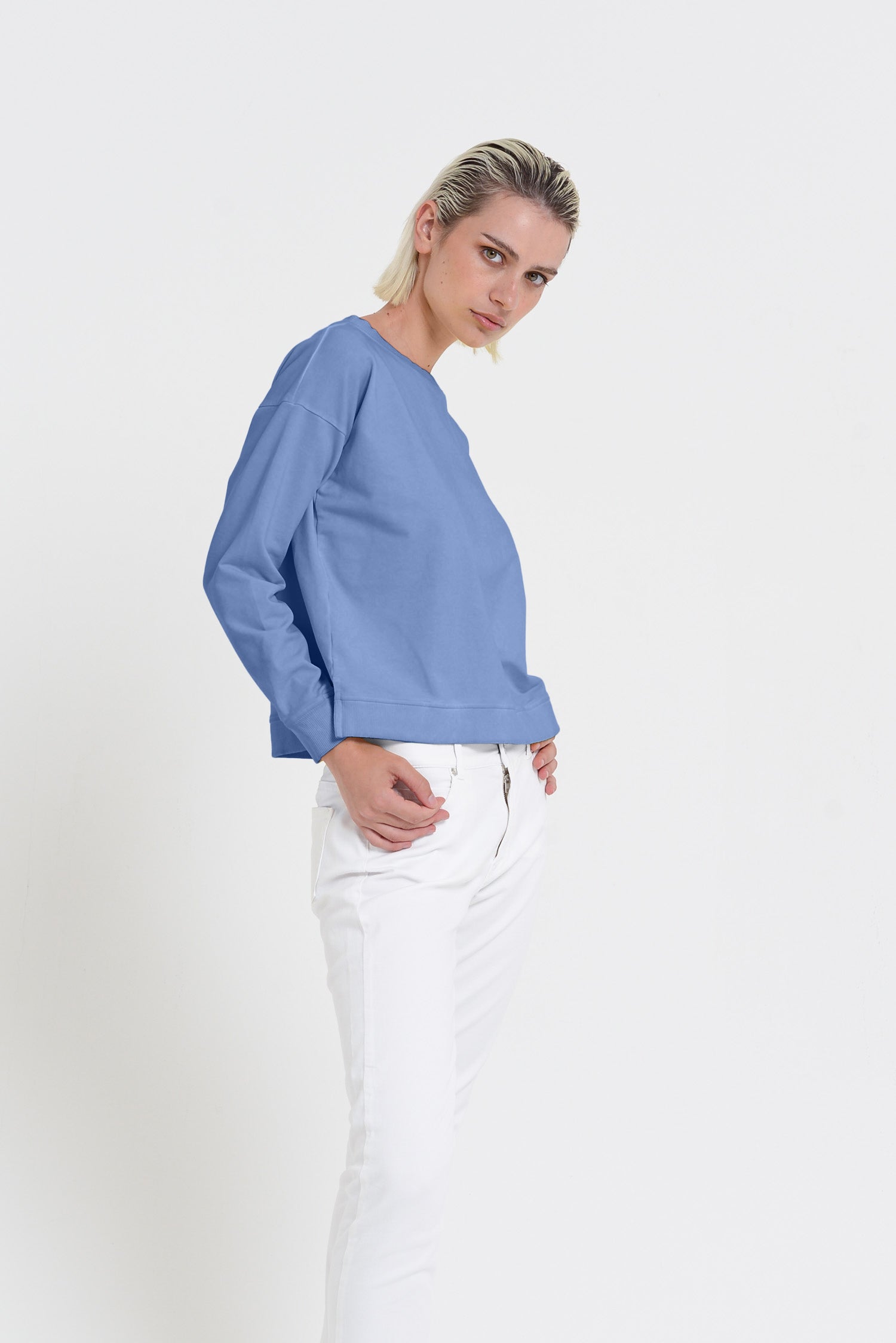 Roxie Sweatshirt - Women's Cropped Cotton Sweatshirt - Bay