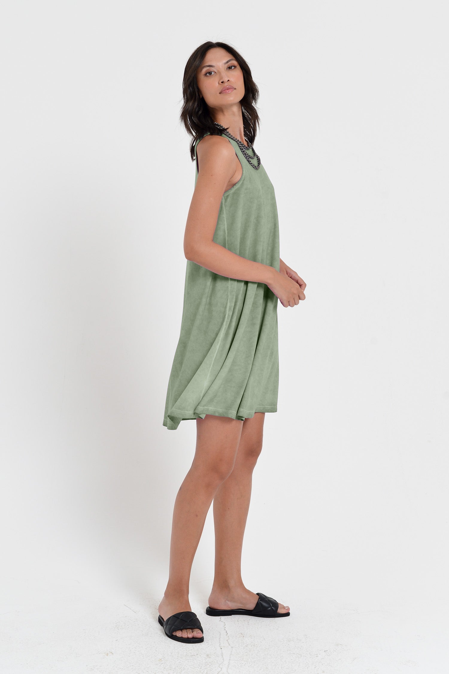 Julie Dress - Above The Knee Sleeveless Jersey Dress - Palm