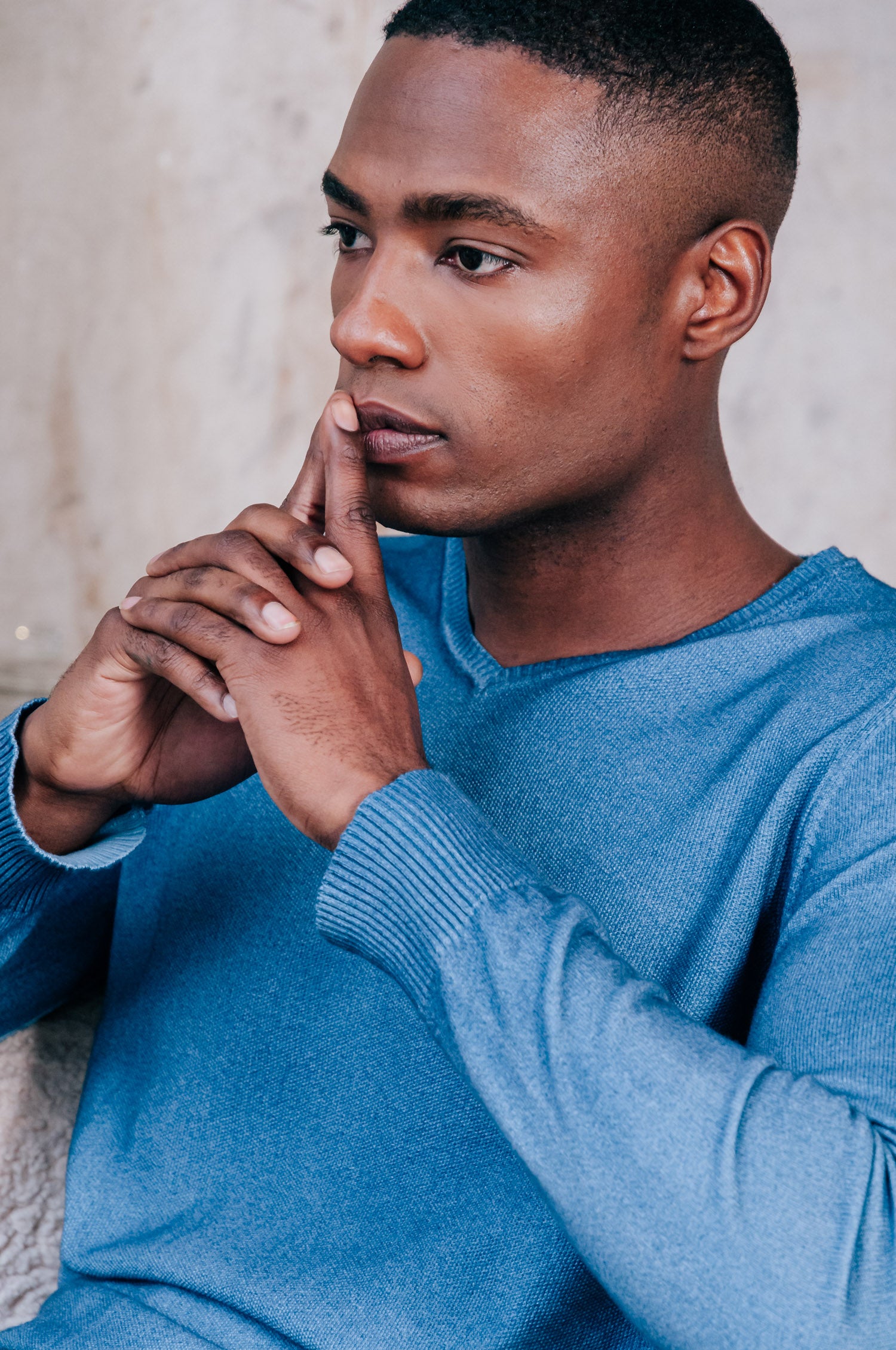 Indren Jewel - V-Neck Sweater - Amethyst