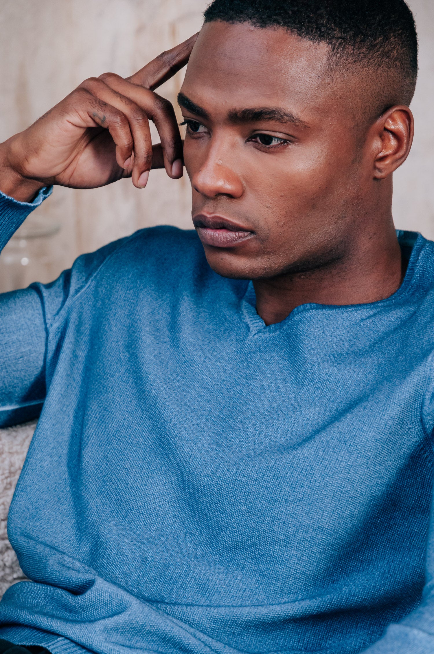 Indren Jewel - V-Neck Sweater - Amethyst