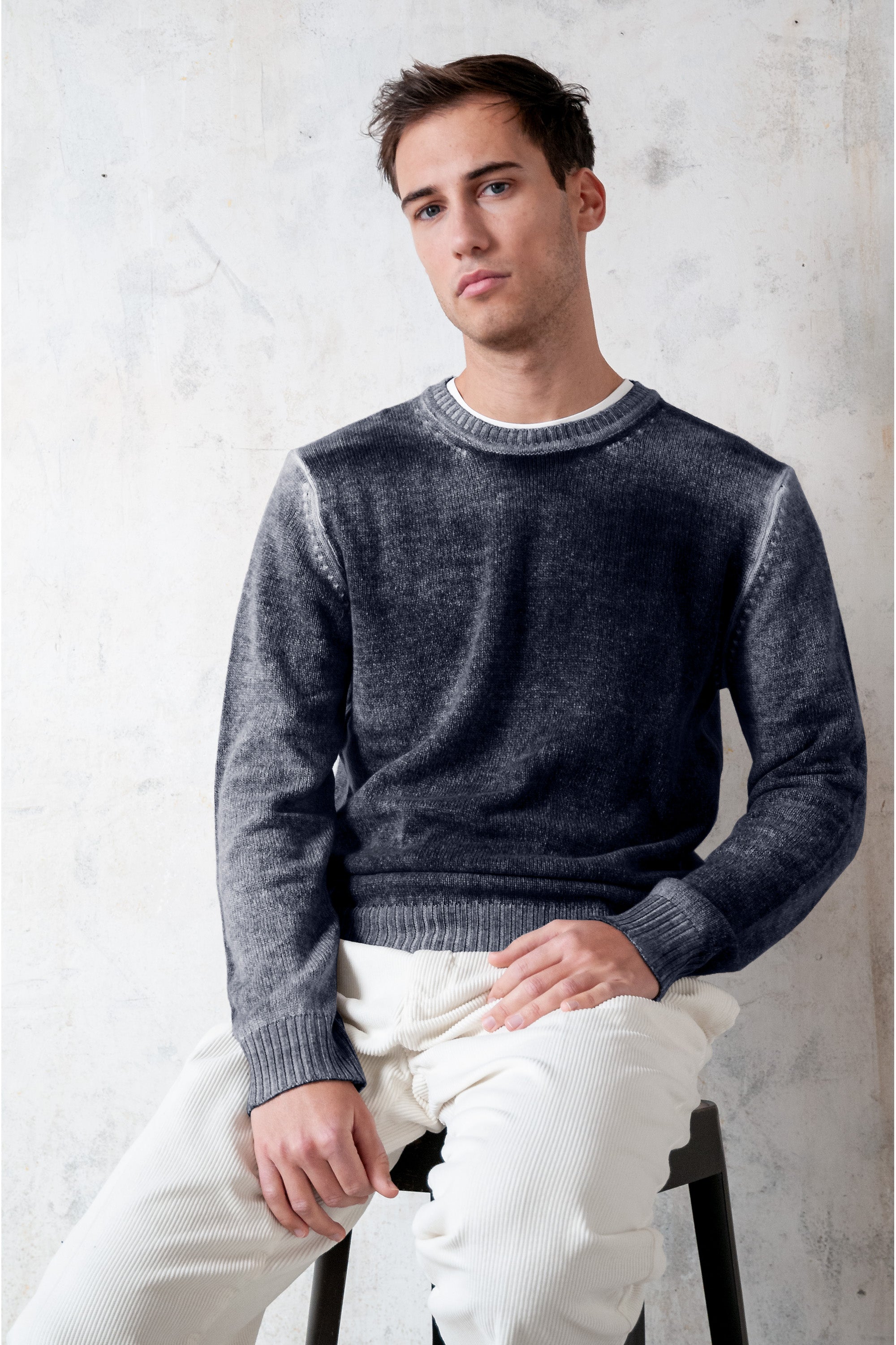 Holden Frost Art - Navy