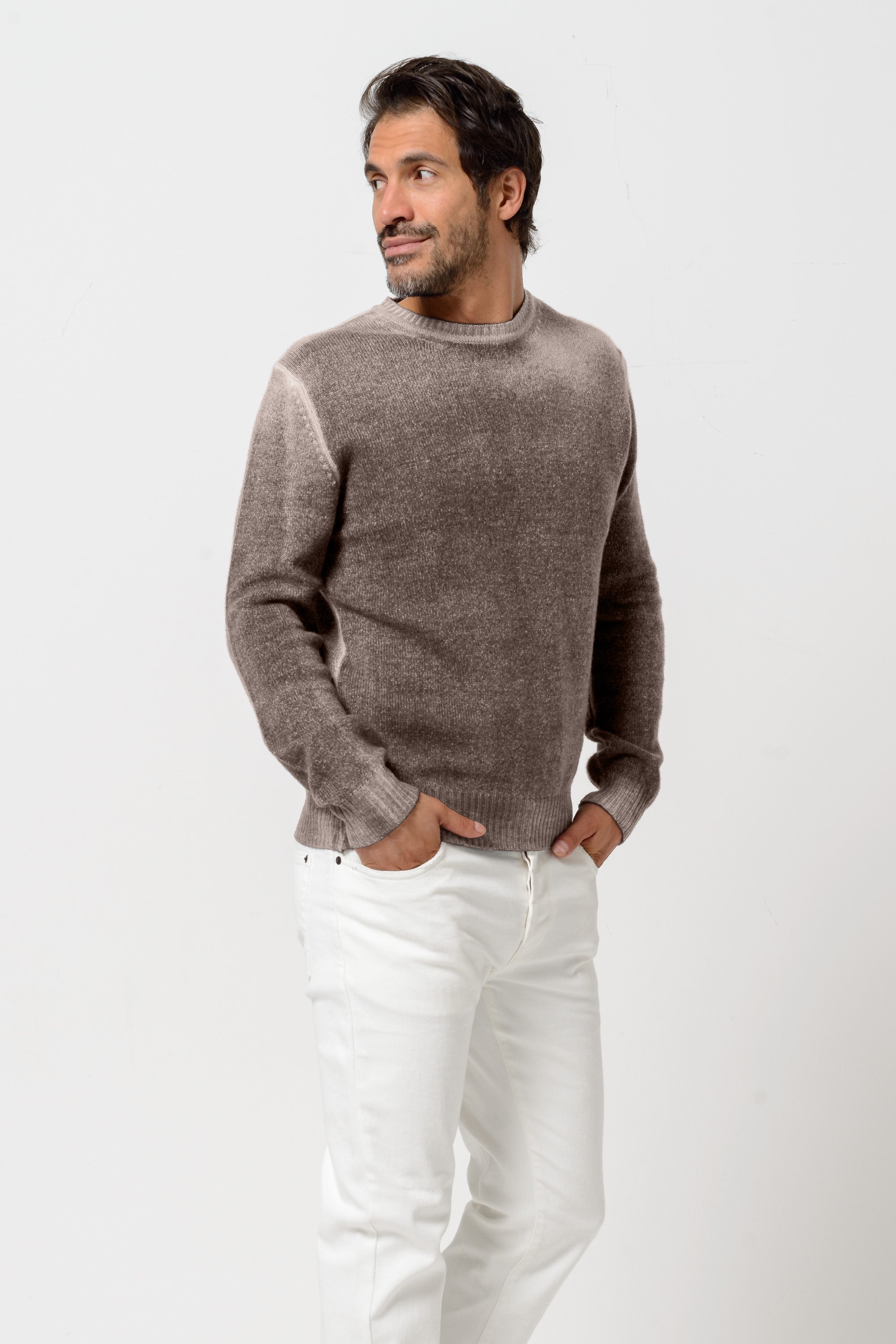 Holden Frost Art in Cliff