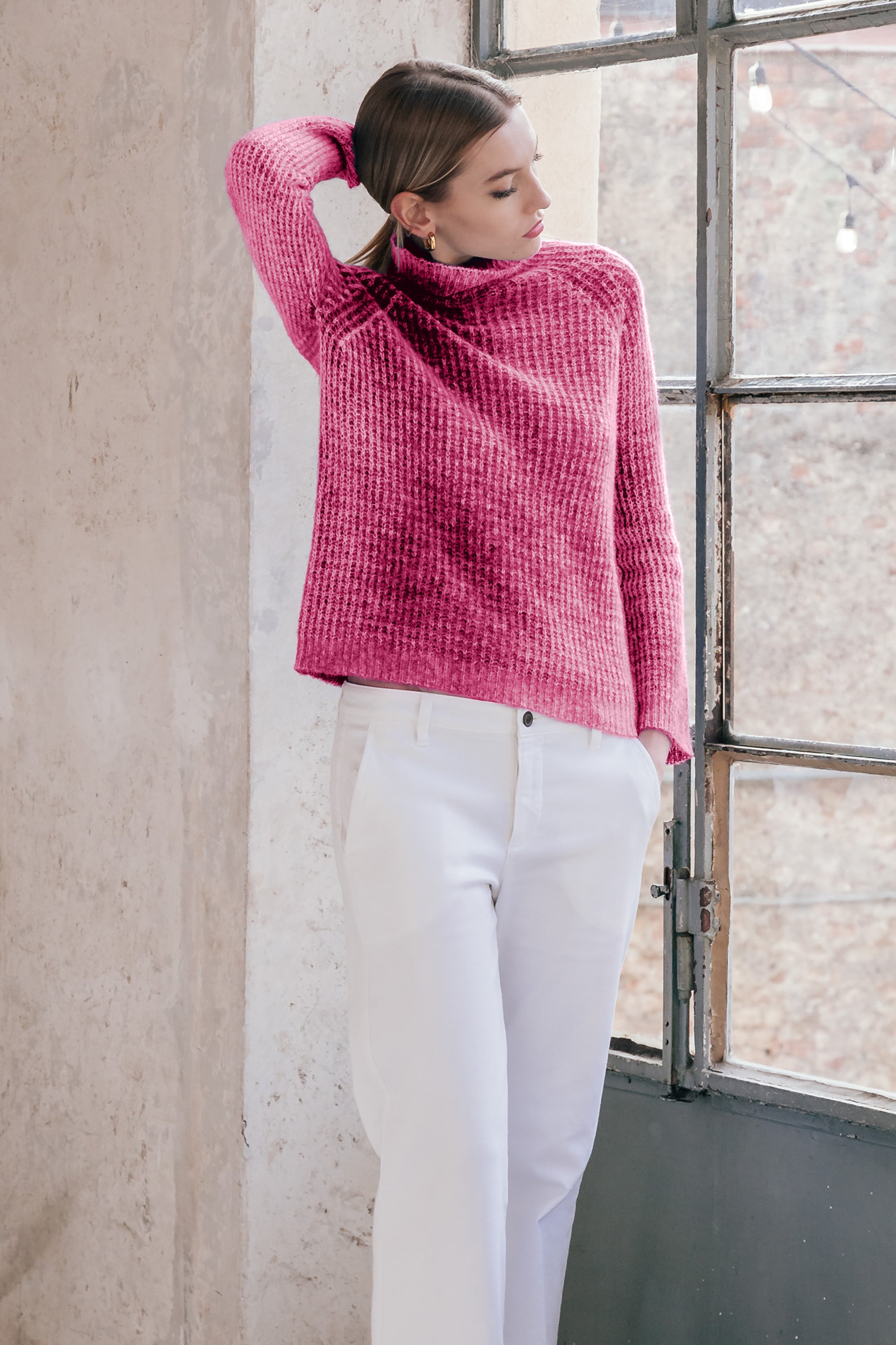 Callan Frost Art Sweater - Fuxia