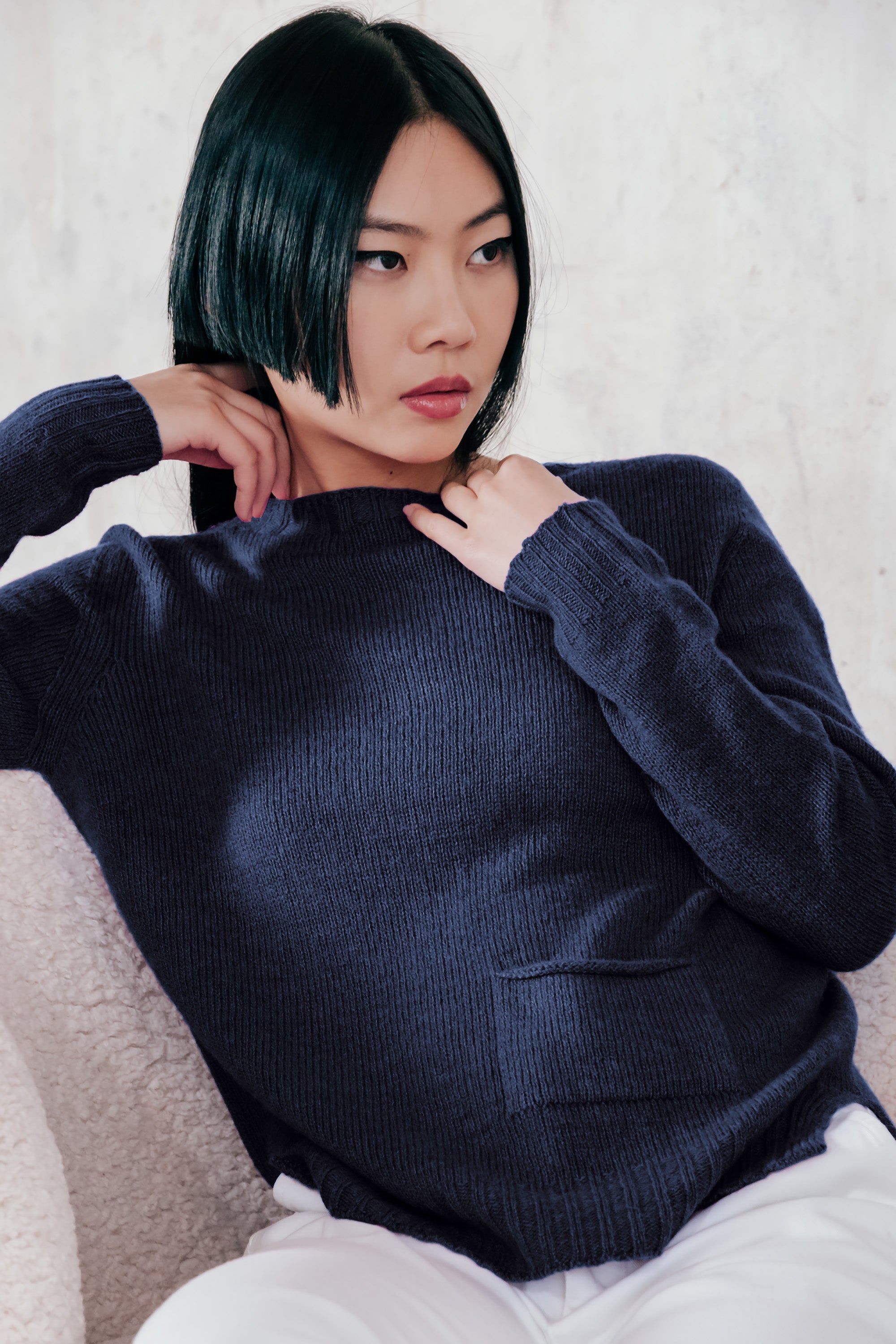 Milton Crewneck Sweater - Navy