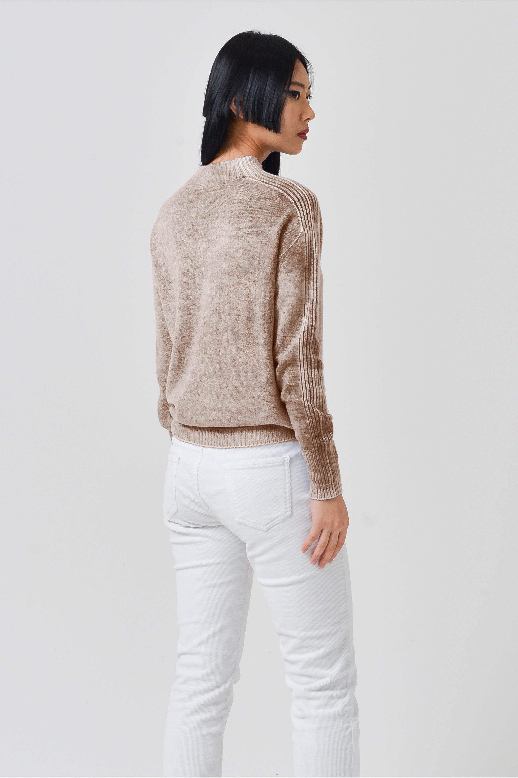 Lucy Frost Art - Walnut