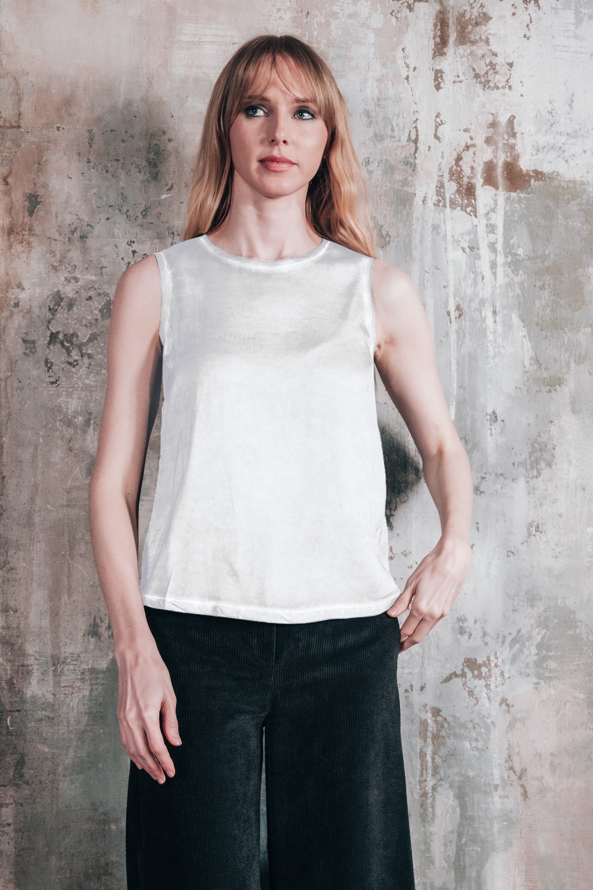 Soave Tank Top - White