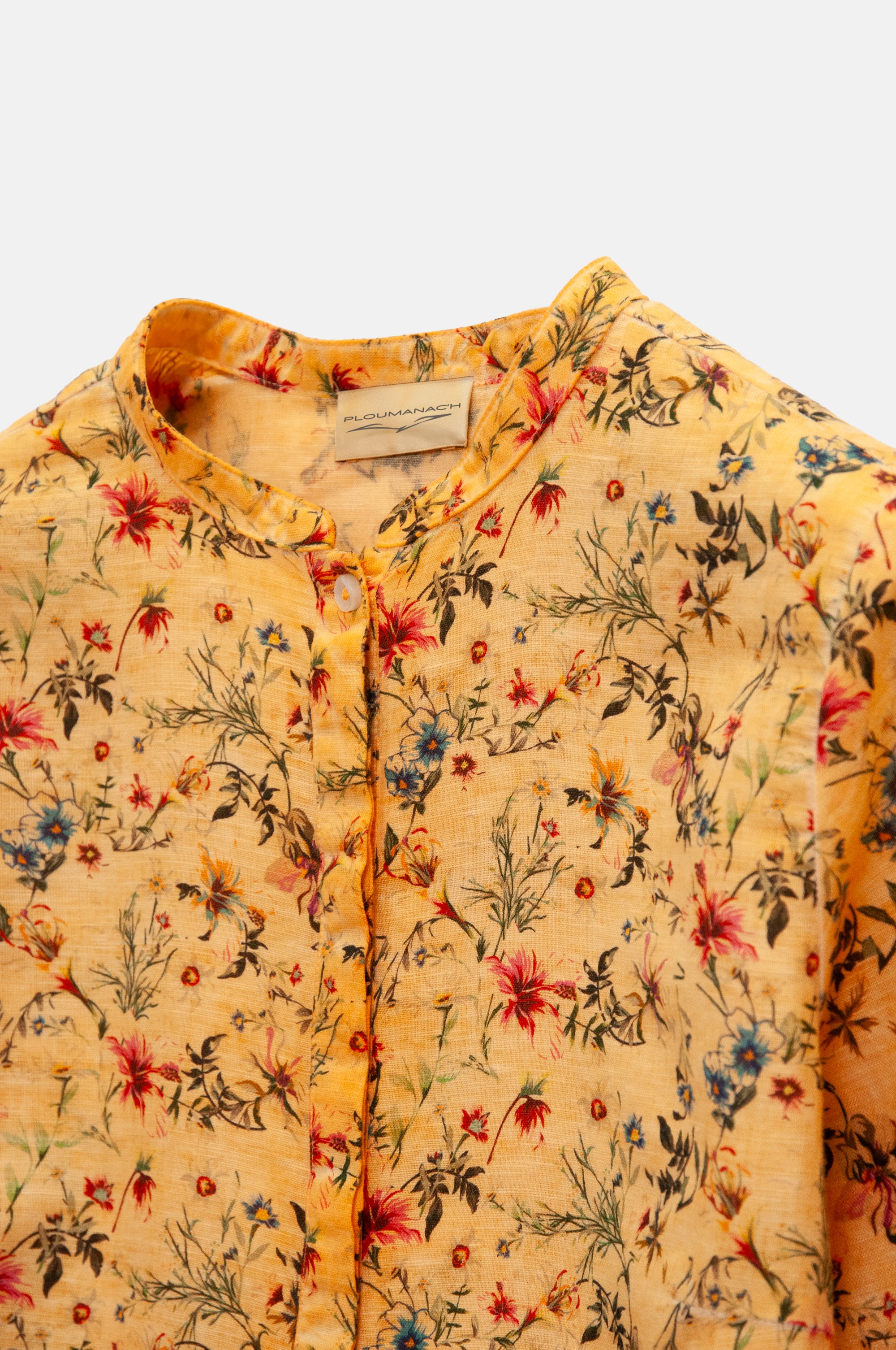 Asia Shirt in Flower in Apricot