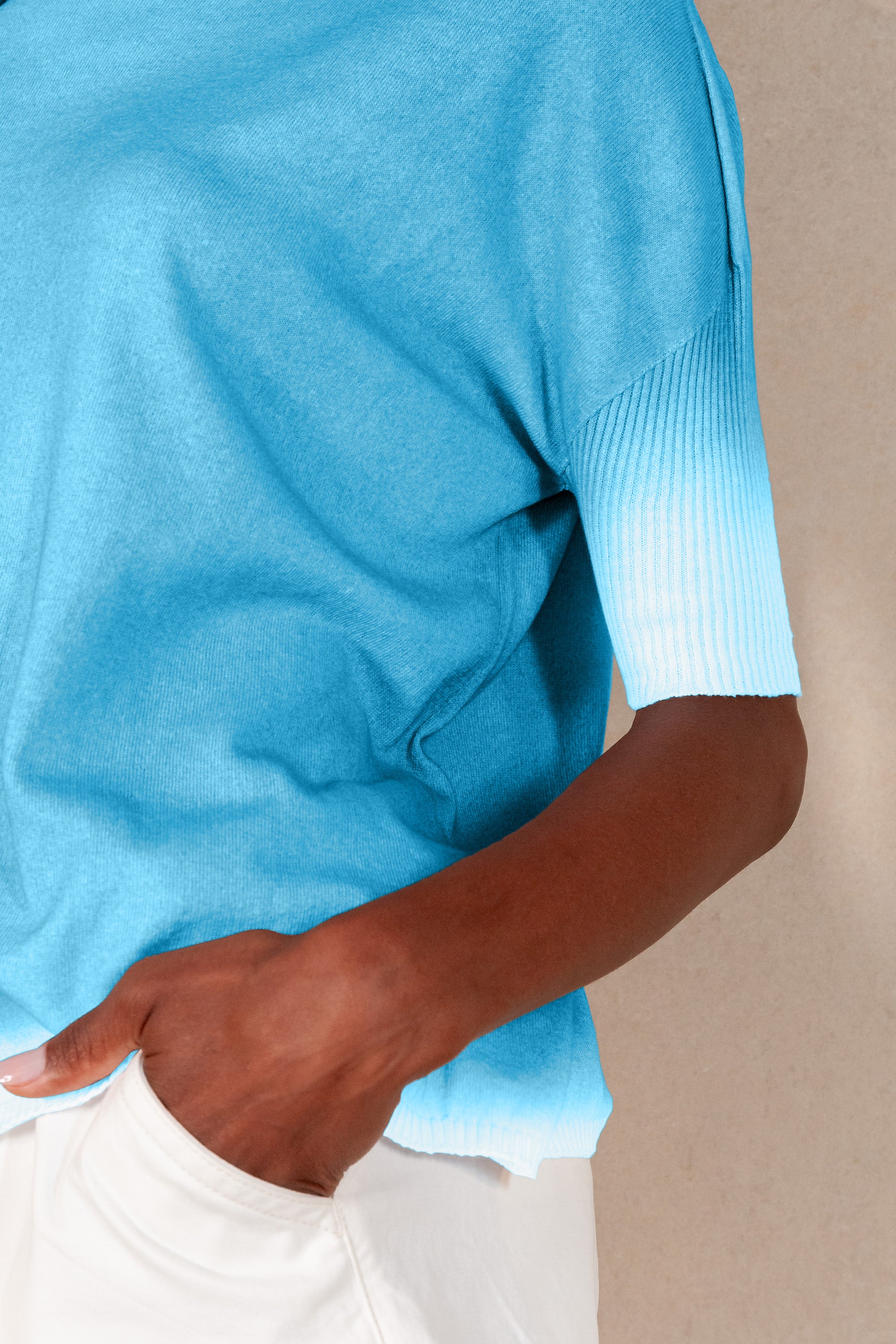 Catalina Knit Spray Art - Pool