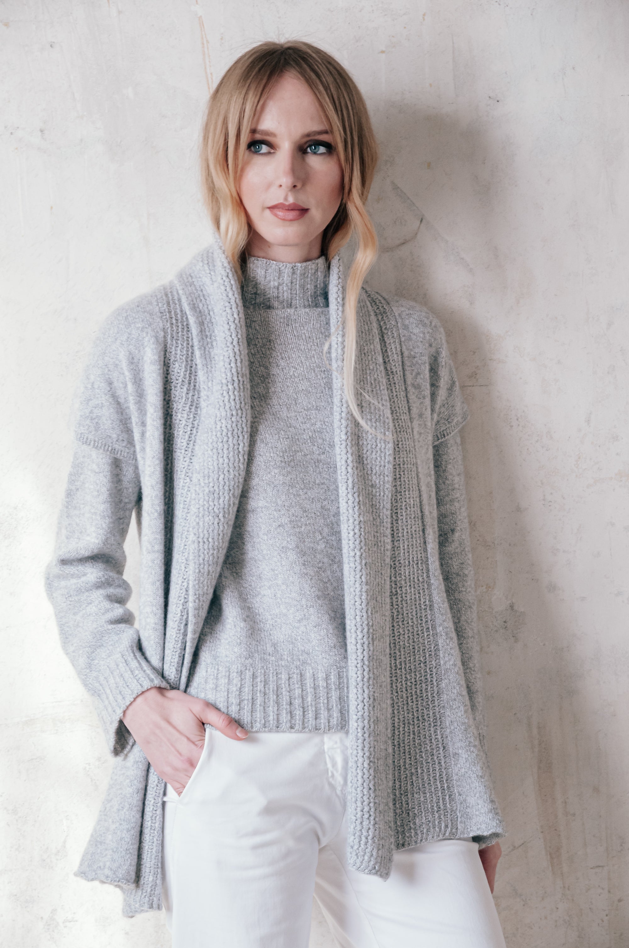 Gofer - Cashmere Blend Turtle Neck - Granite