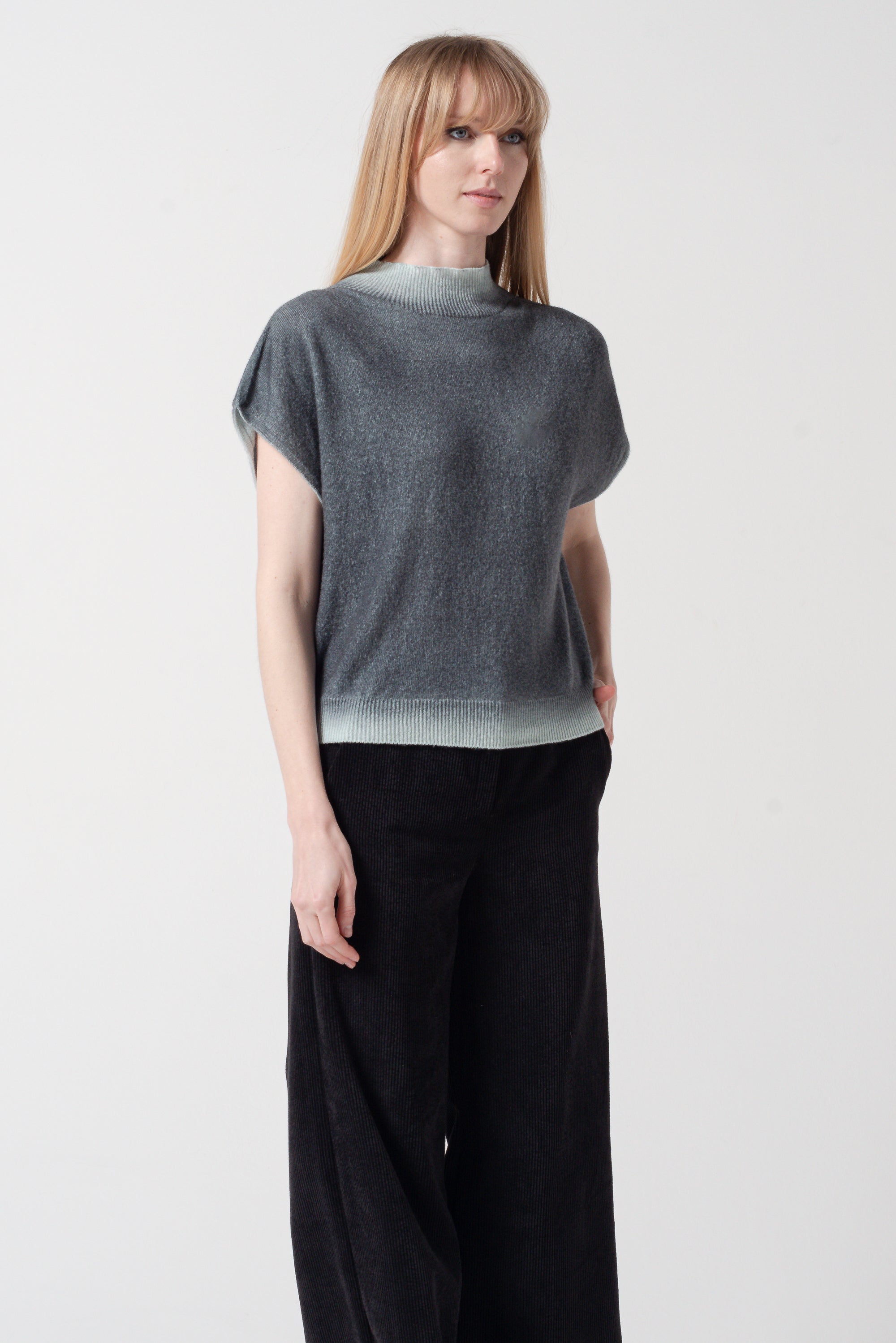 Julia Smoke Art - Menta