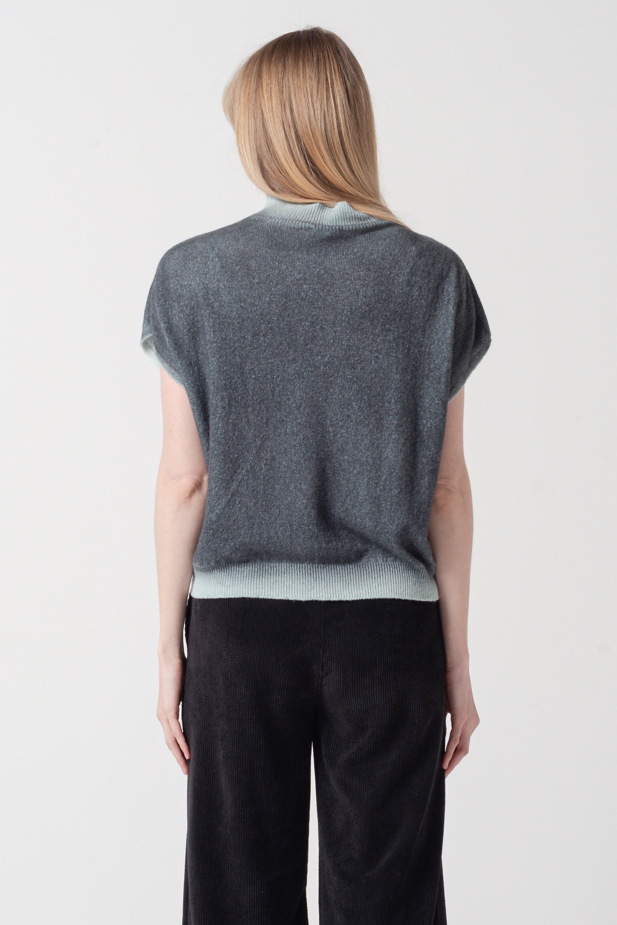 Julia Smoke Art - Menta