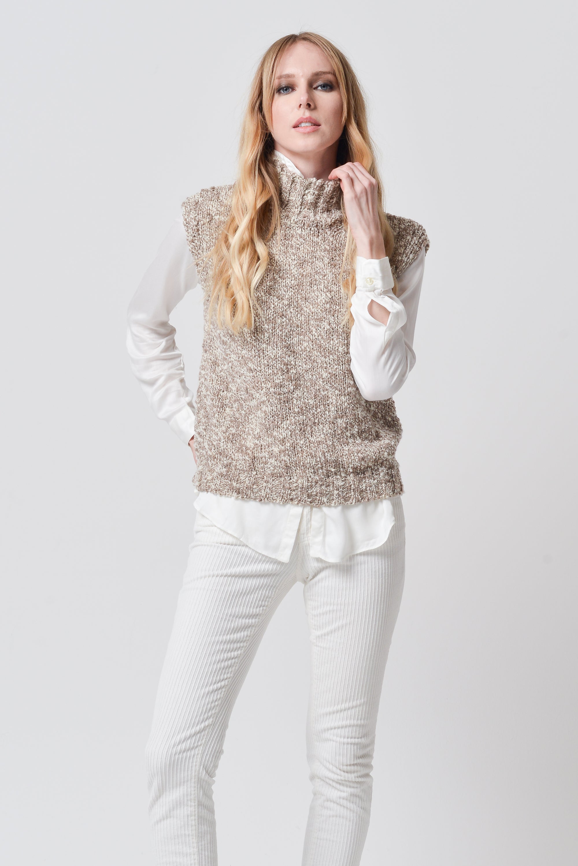 Laax Bouclé Sleeveless Knit - Tundra