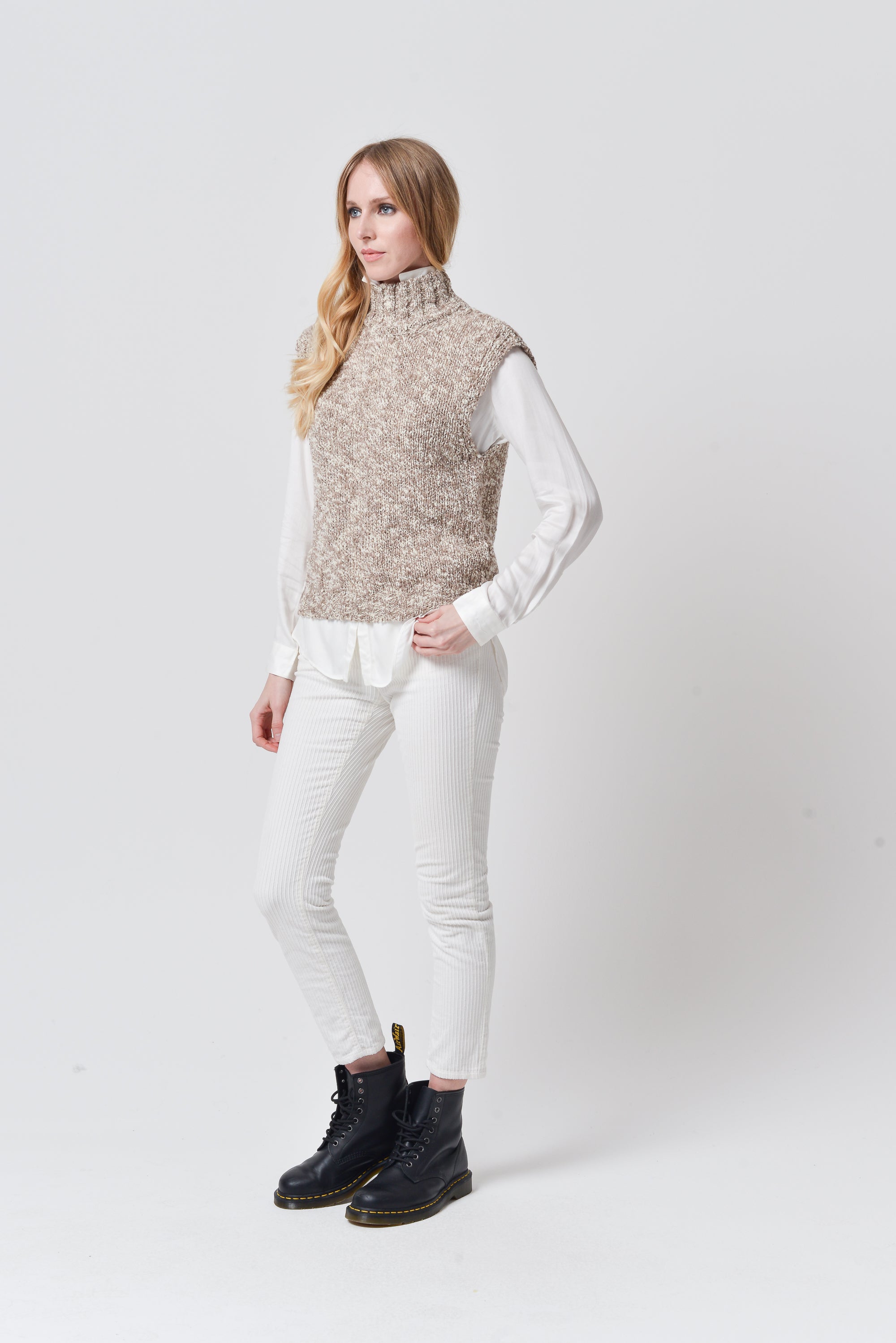 Laax Bouclé Sleeveless Knit - Tundra