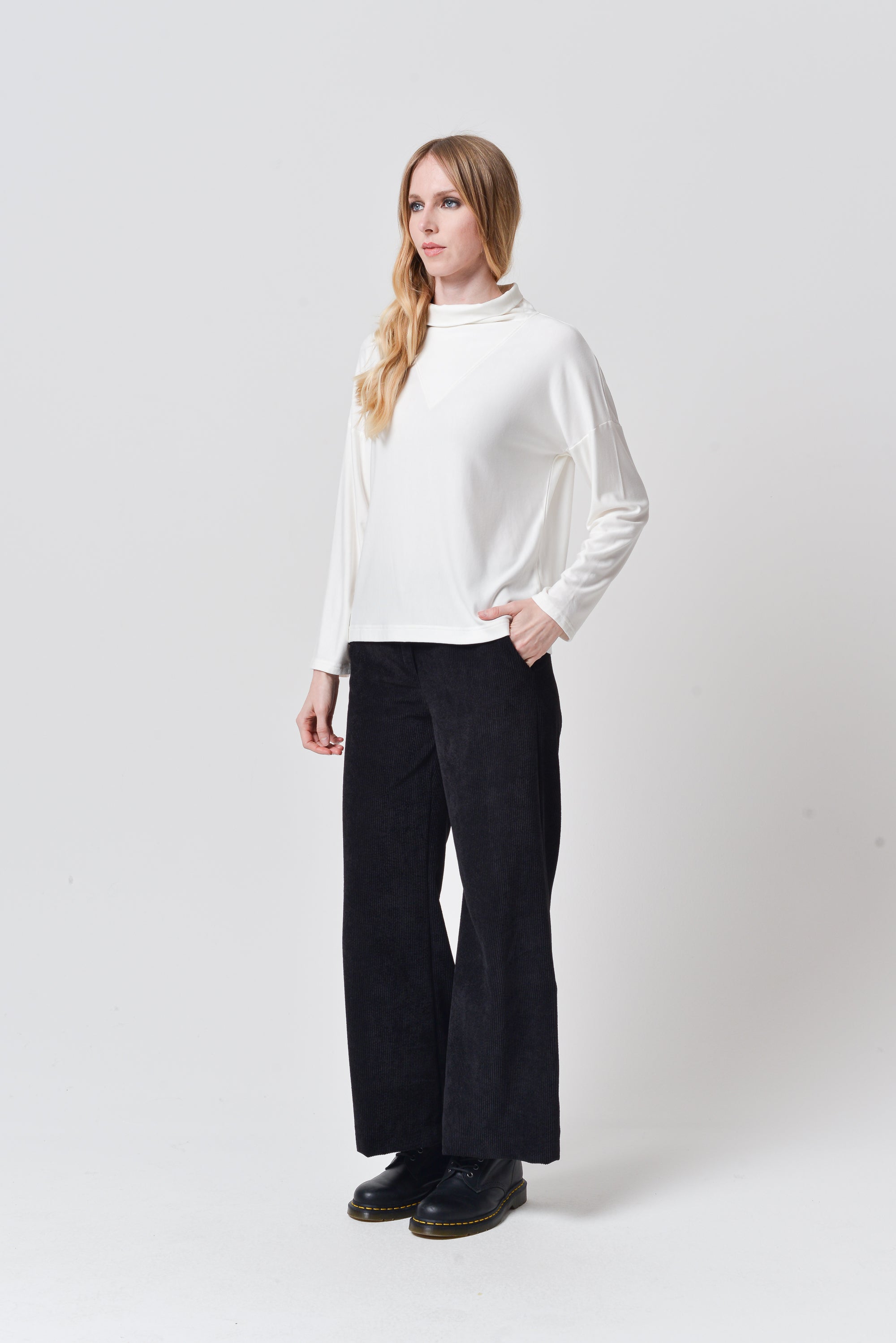 Paris Sweater - White