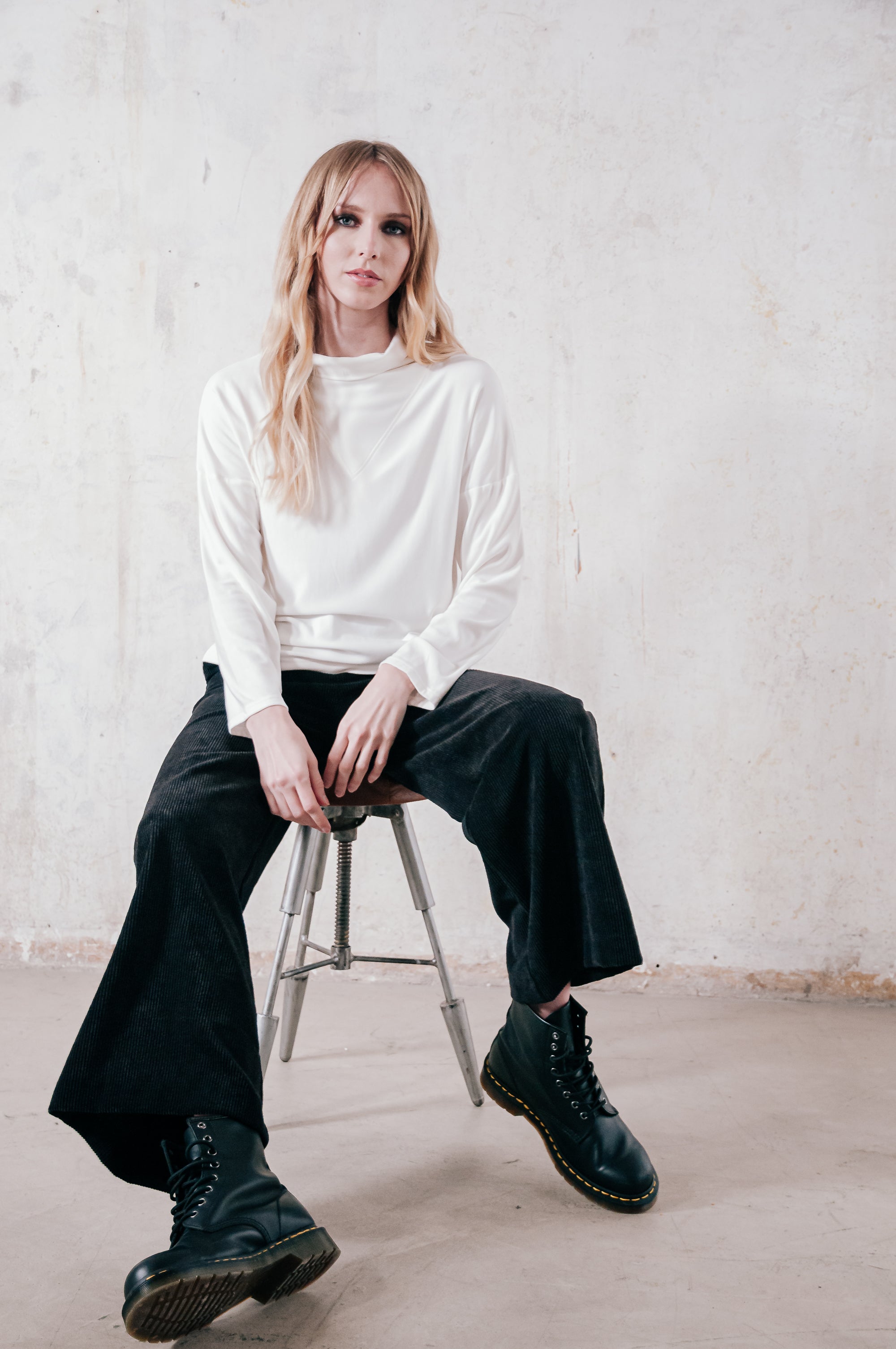 Paris Sweater - White