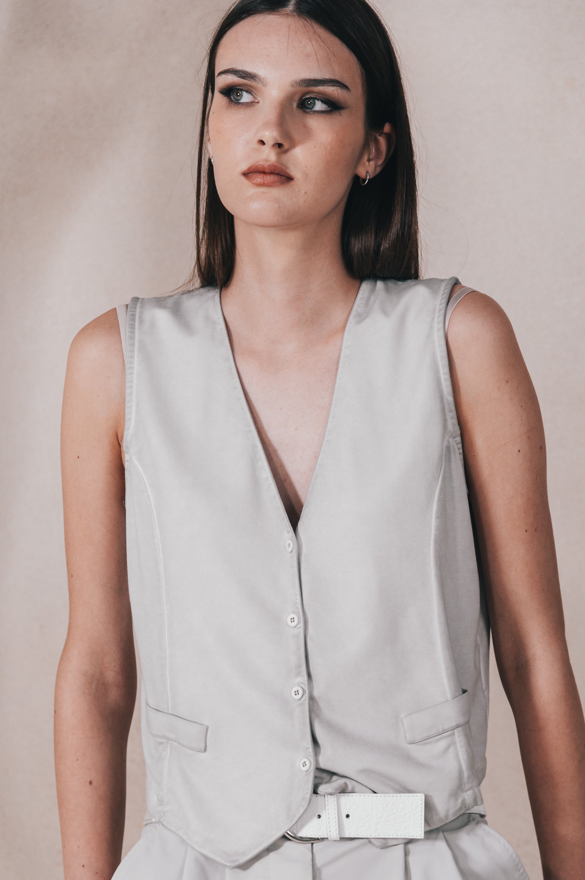 Marconne Vest - Platino