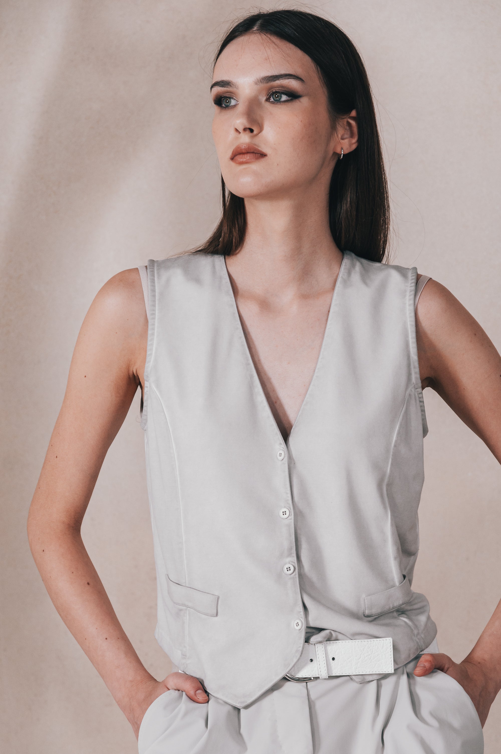 Marconne Vest - Platino