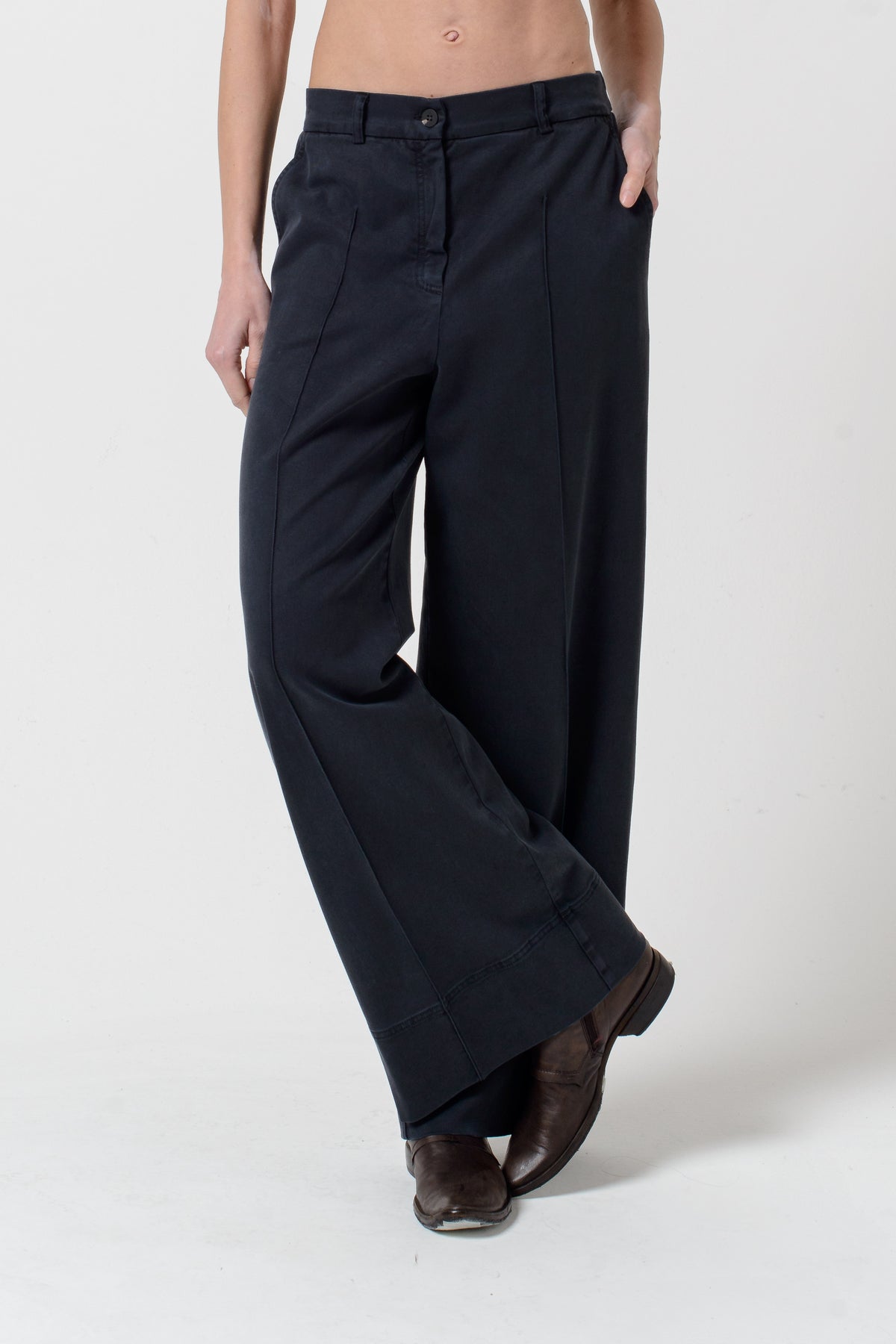 Guenda Gabardine Pants - Abyss