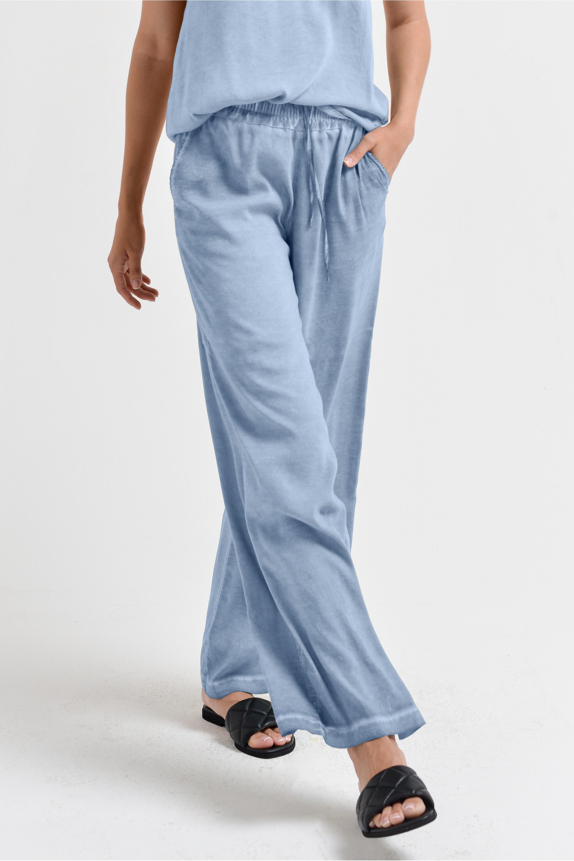 Billow Viscose Slacks - Fiji