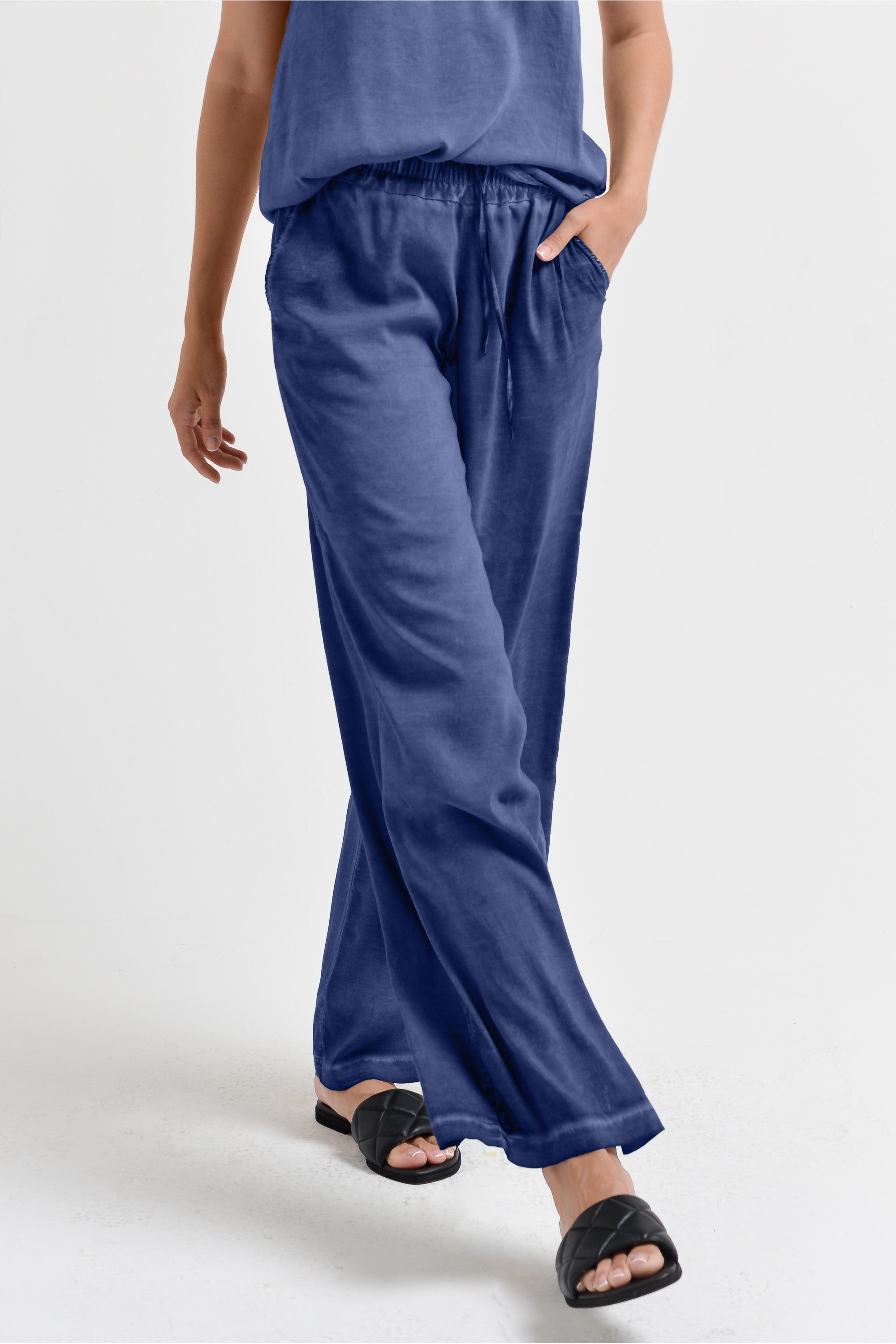 Billow Viscose Slacks - Whale