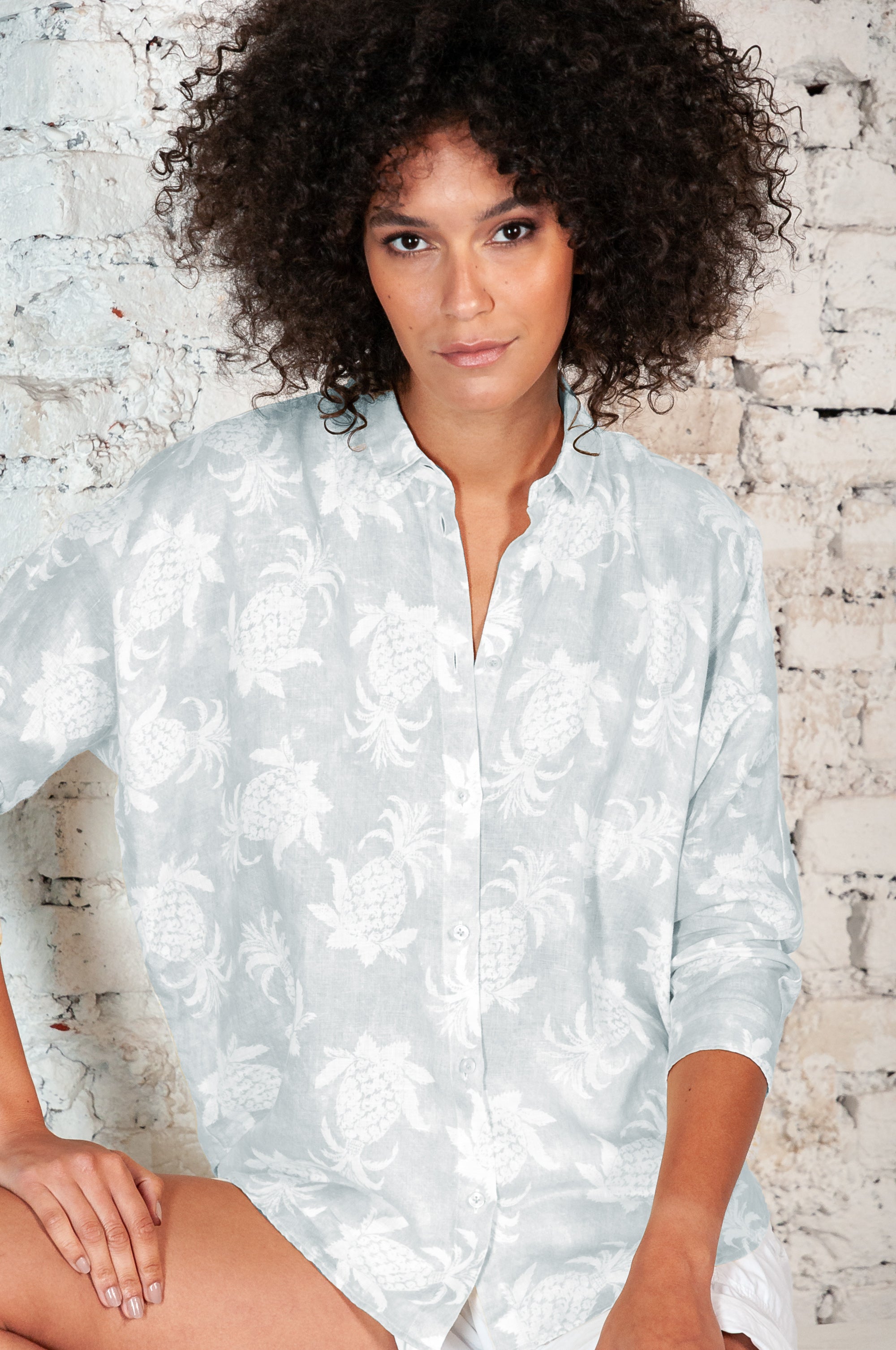 Ollie Blouse in Pineapple Print Linen - Anice