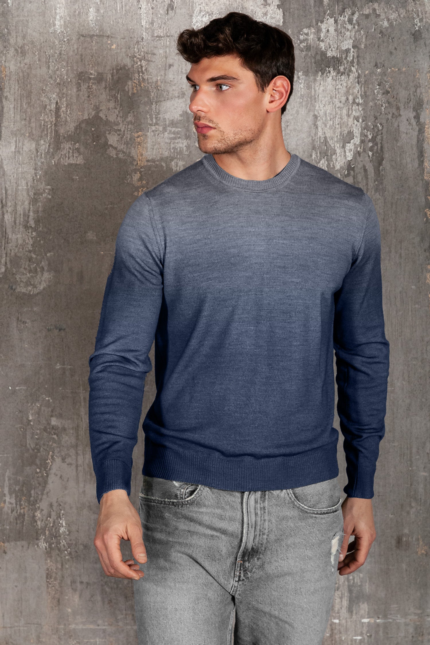Gills Gradient Sweater - Navy