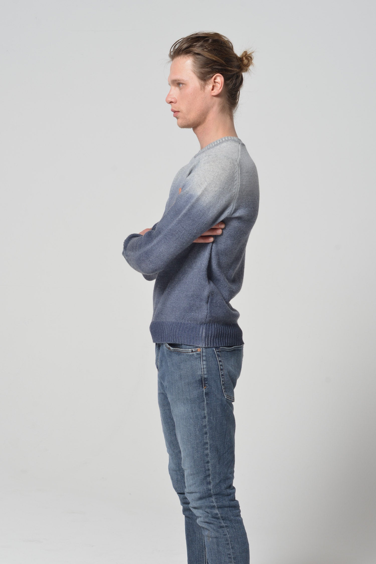 Holden Gradient Sweater - Navy