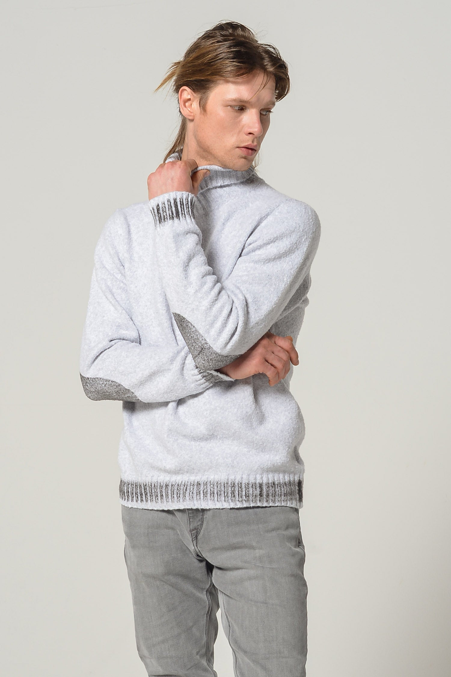 Skene Sweater - Smoke