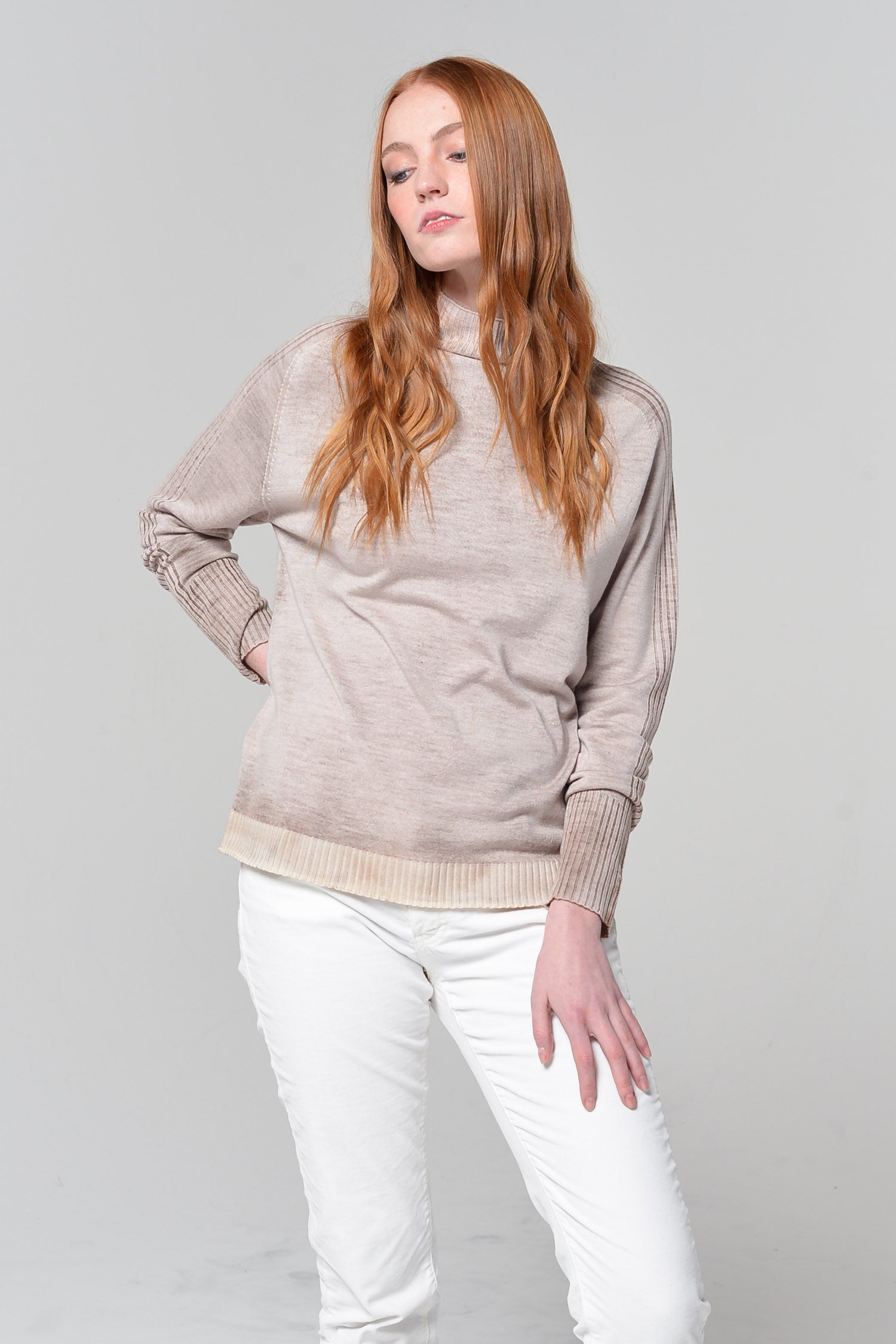 Holm Rock Art Sweater - Pumige