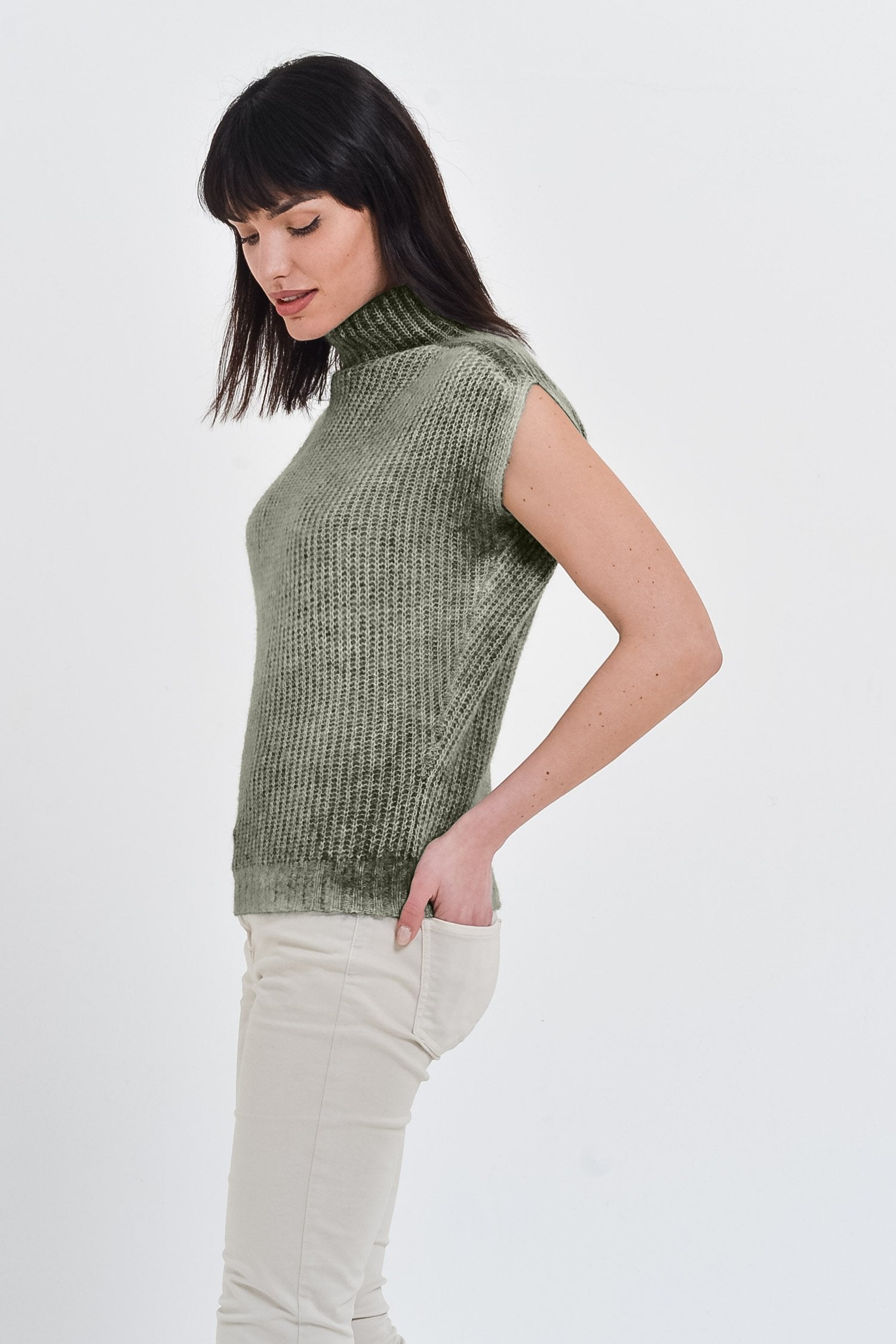 Cahir Sage - Alpaca Sleeveless Pull - Sweaters